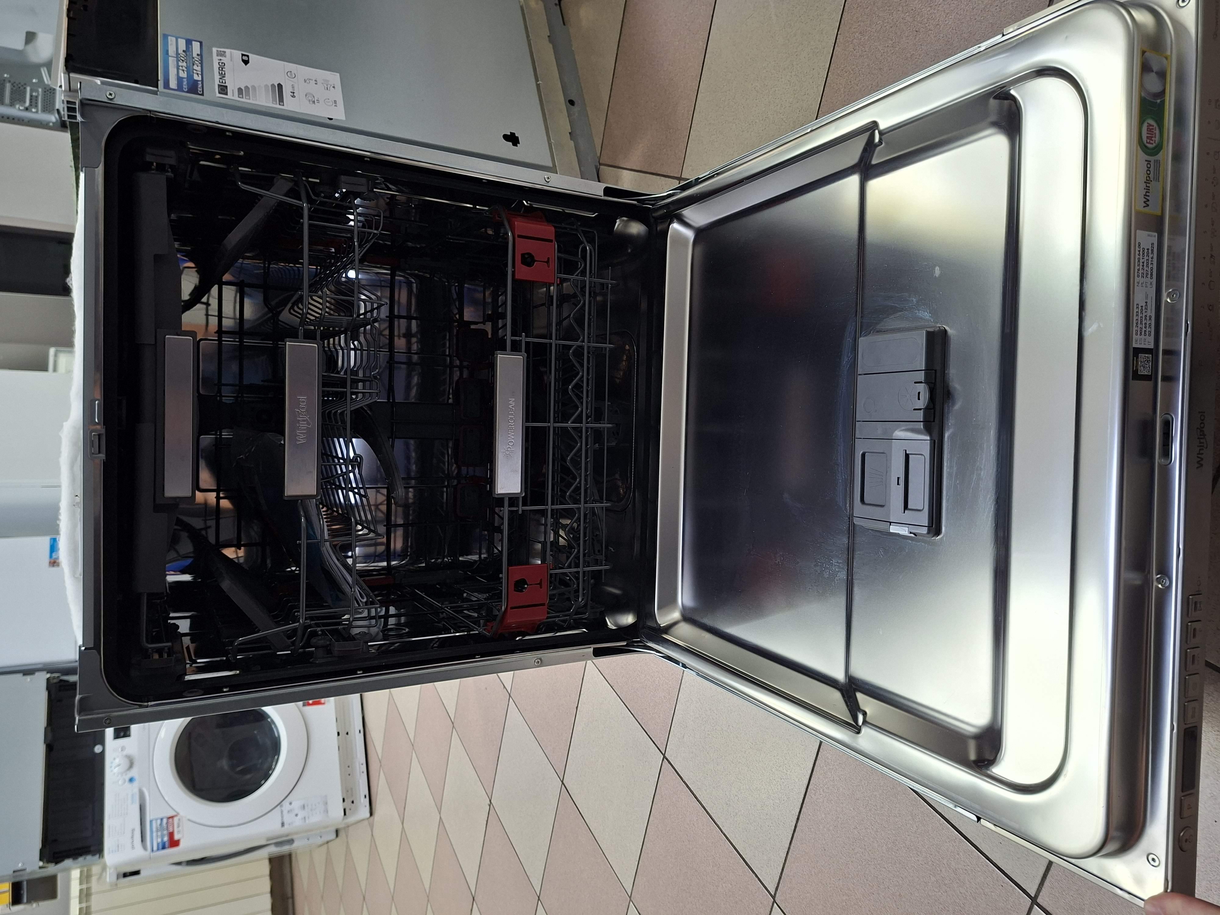Ugradna Sudo mašina Whirlpool WIO 3O540 PELG,14kompleta