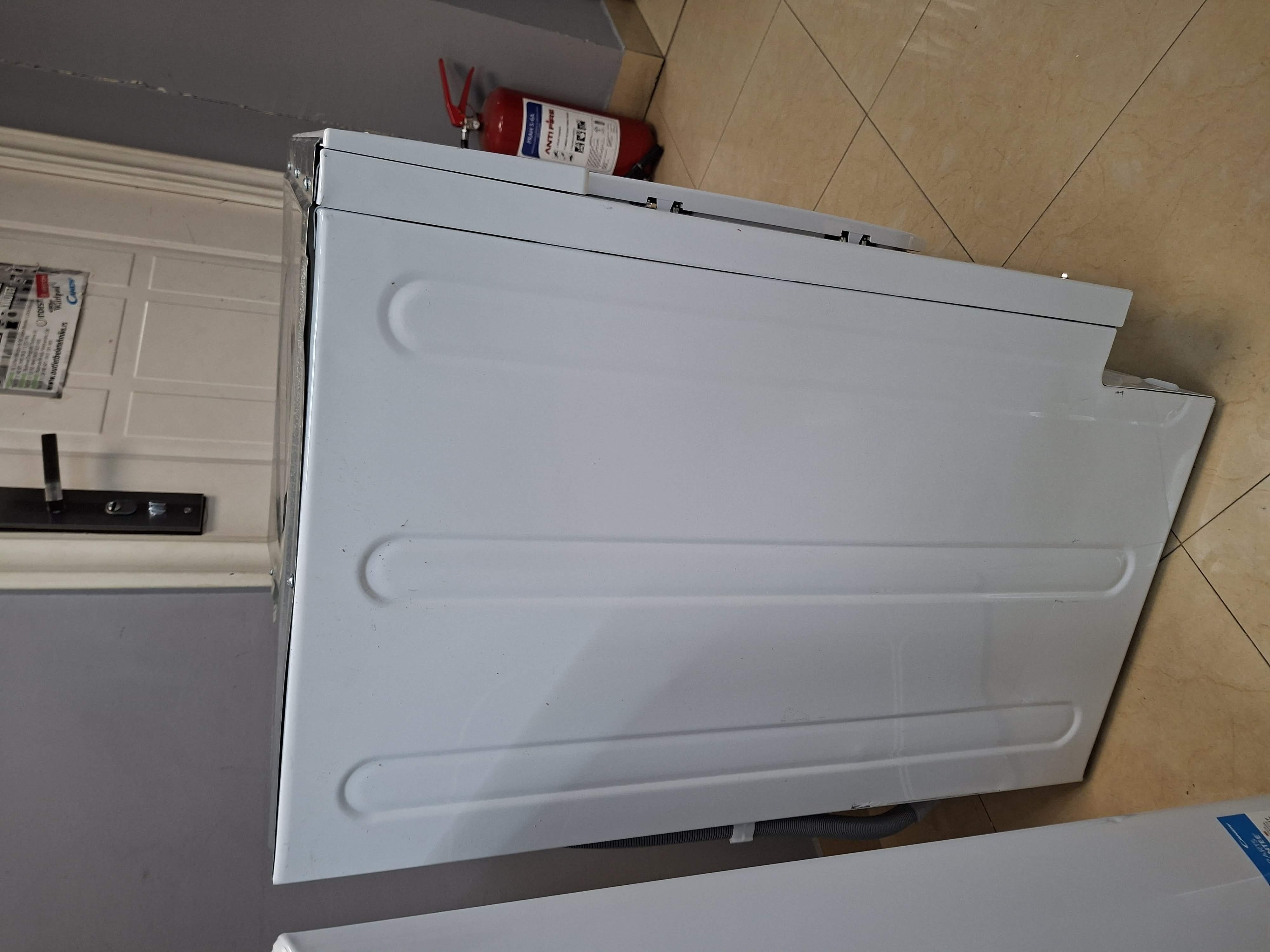 Ugradna Veš mašina Bauknecht BI WMBG 71483E DE N, 7kg