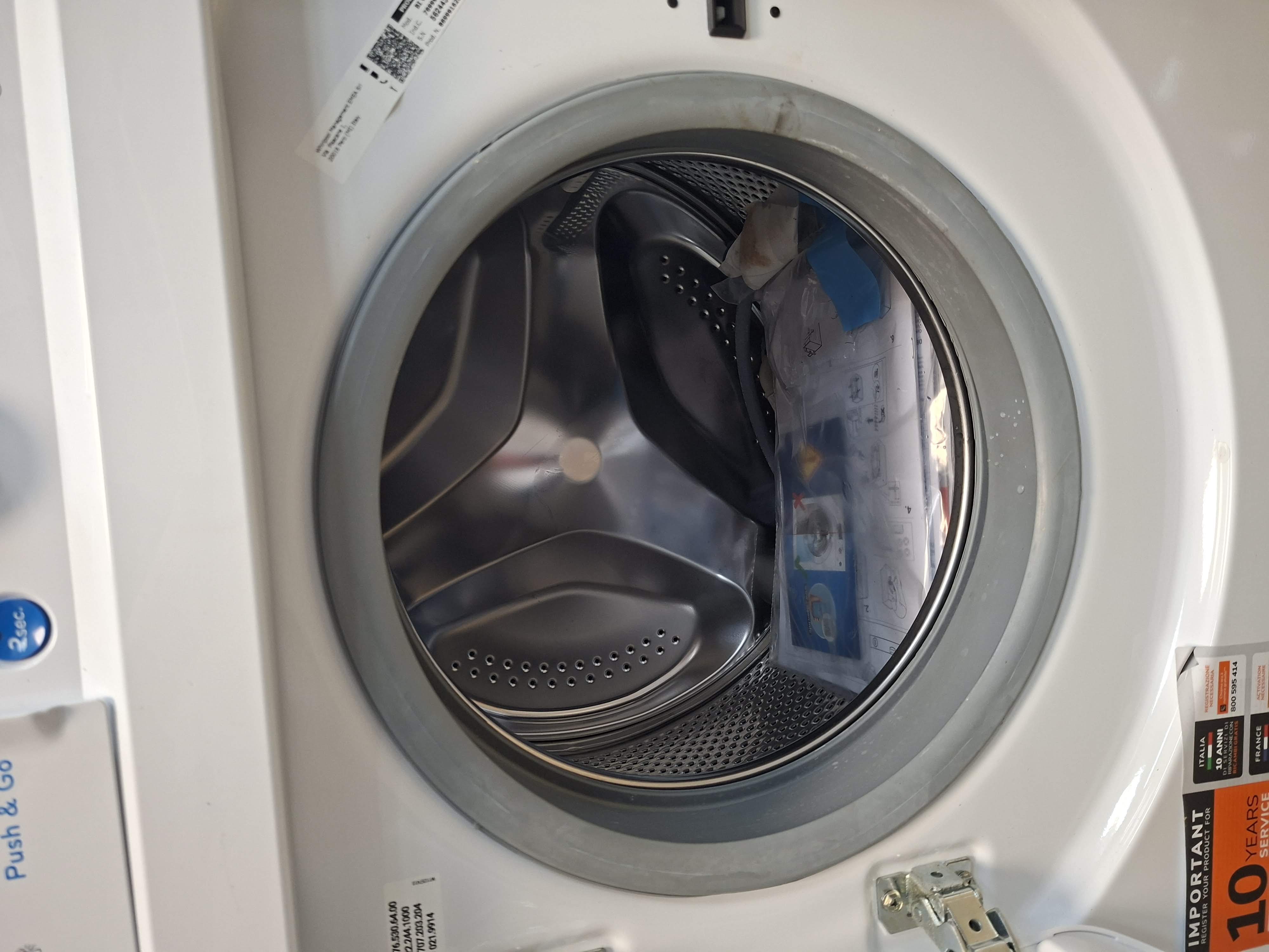 Ugradna Veš mašina Indesit BI WMIL 71252 EU N, 7kg