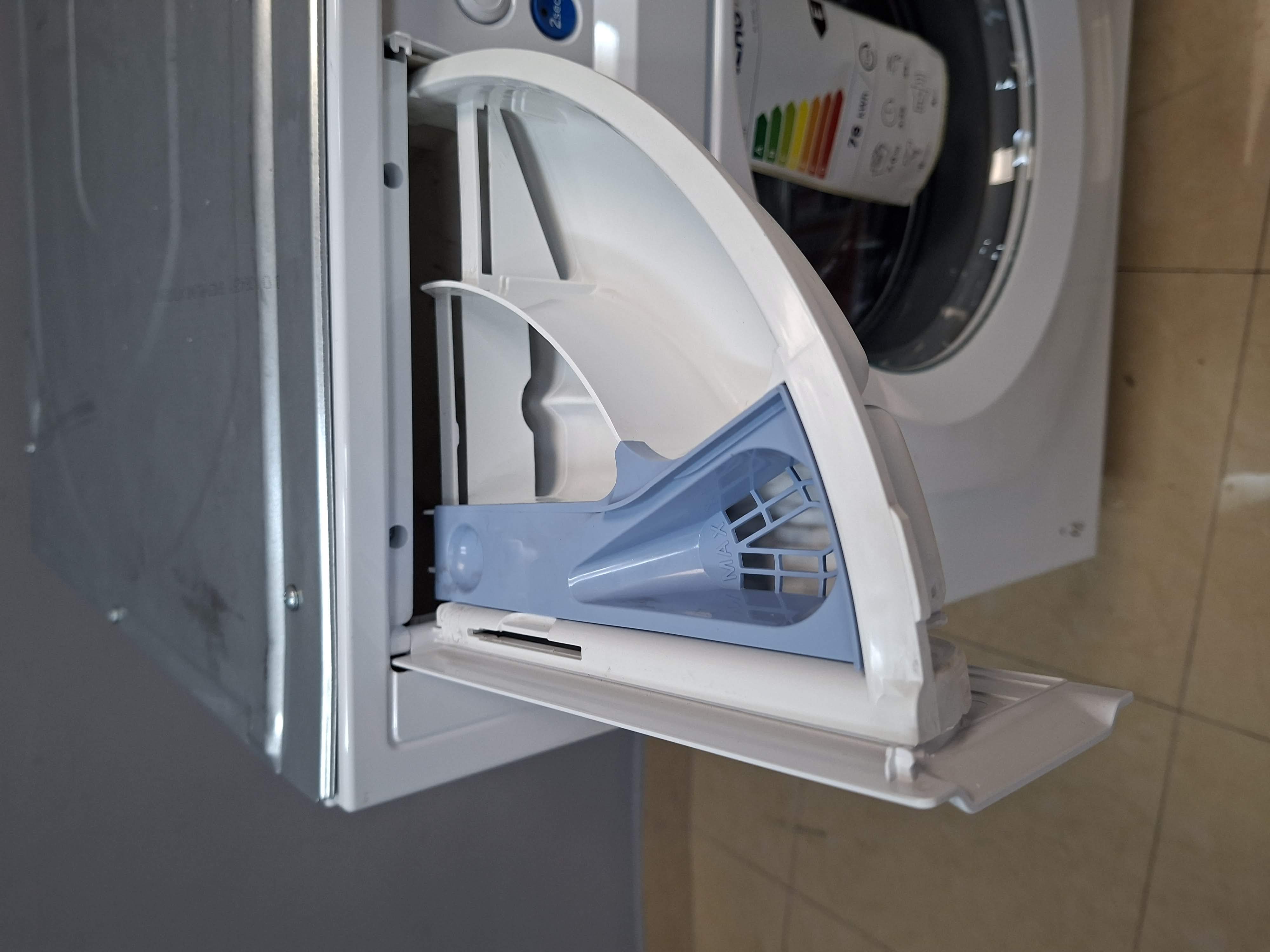 Ugradna Veš mašina Indesit BI WMIL 71252 EU N, 7kg