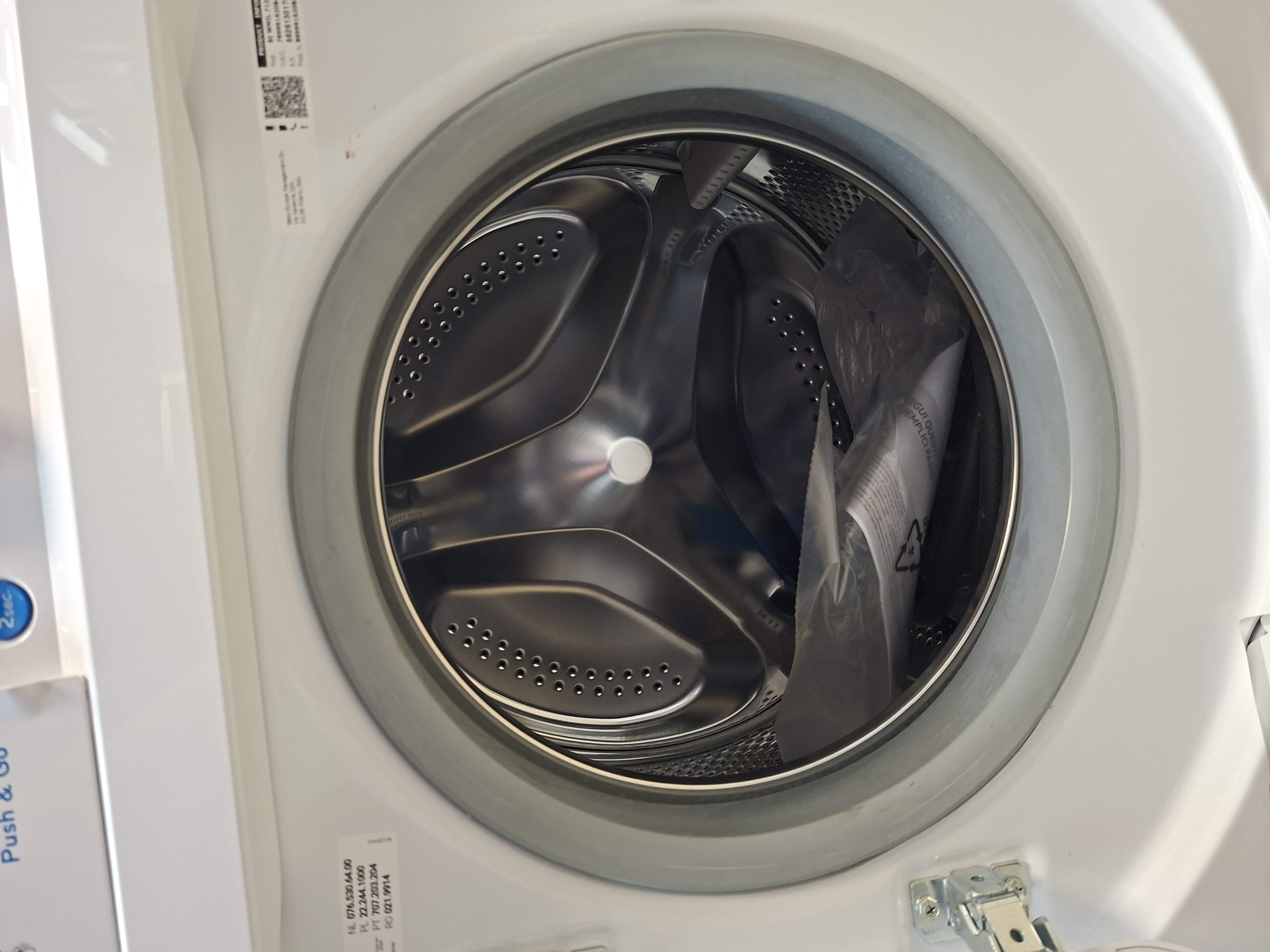 Ugradna Veš mašina Indesit BI WMIL 71252 EU N, 7kg