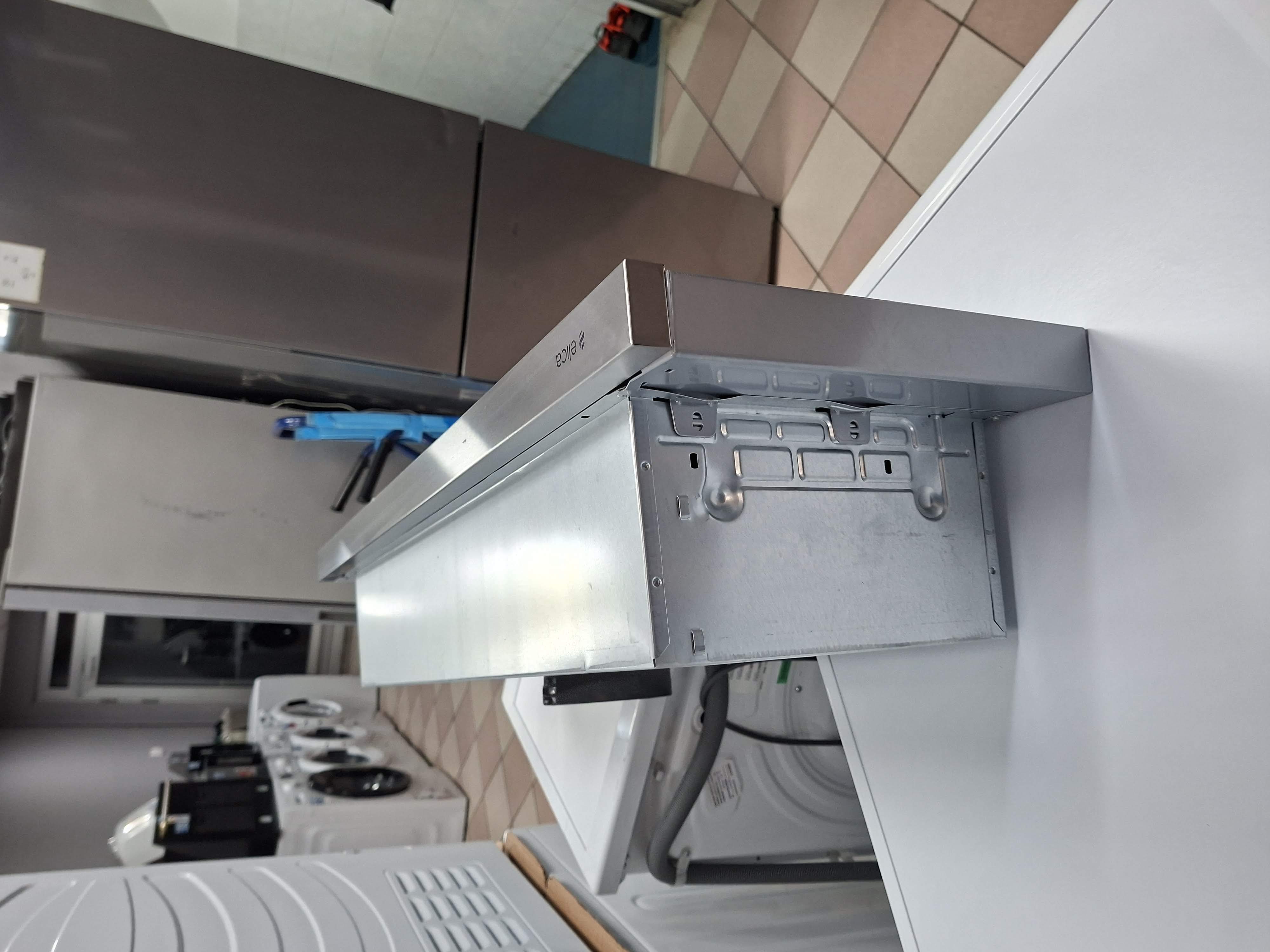 Ugradni Aspirator Elica  Elite14 LUX GRIX/A/90 , 90 cm.