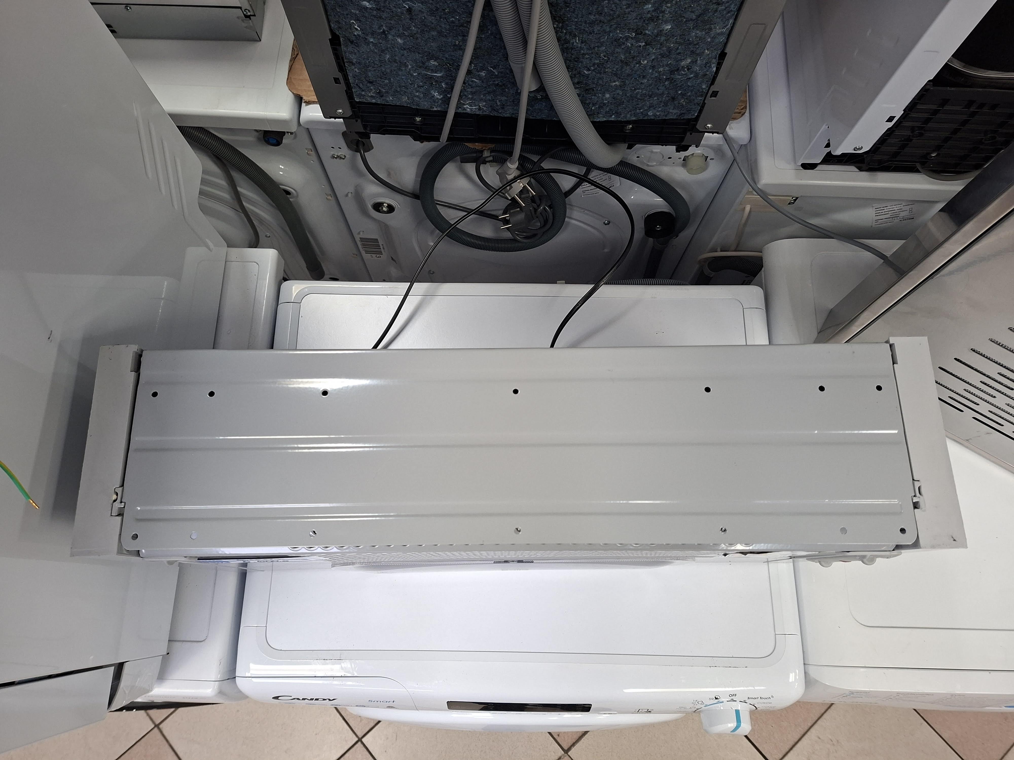 Ugradni Aspirator Elica ESTRAIBILE GR/F/60 , 60 cm.