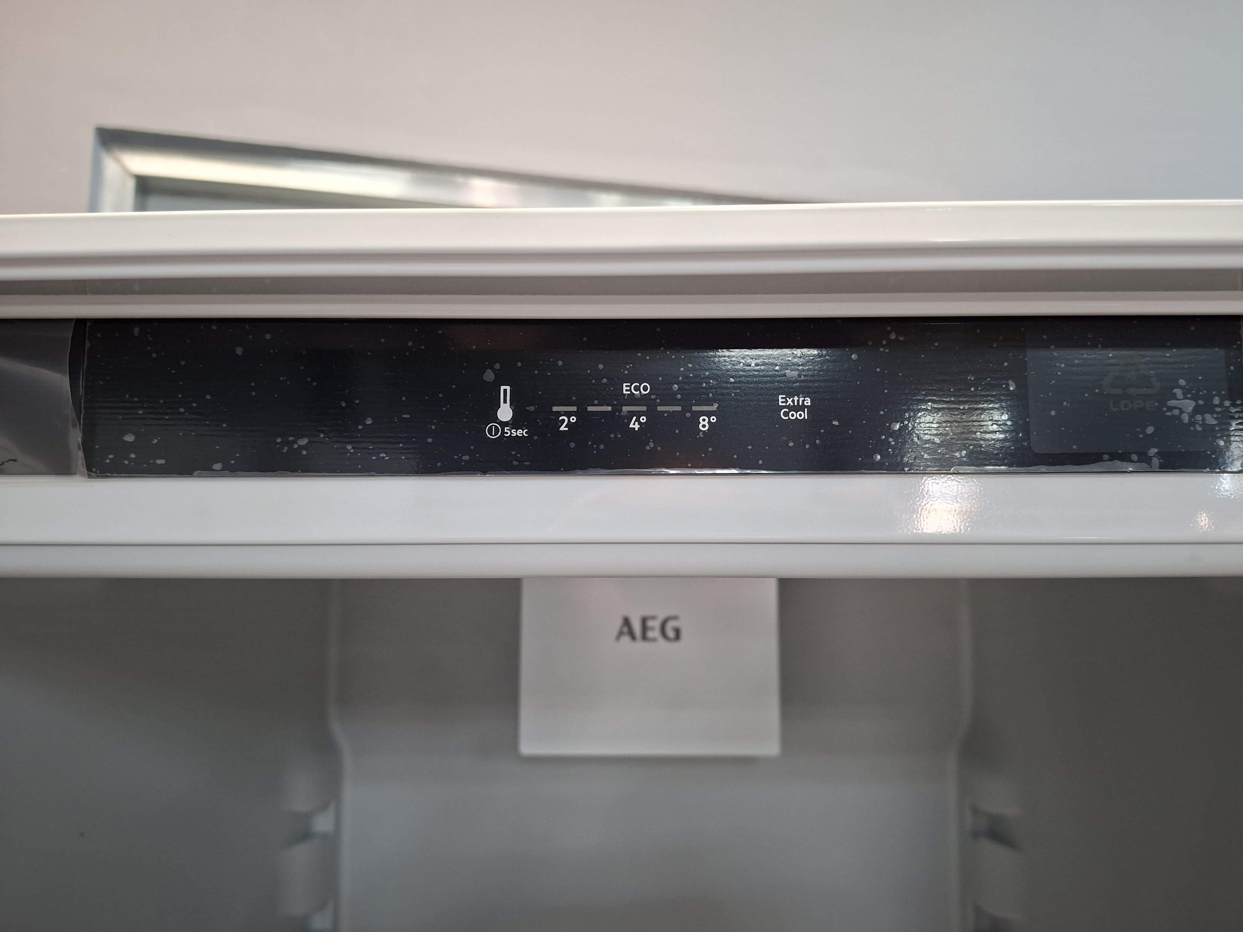 Ugradni Frižider AEG NSK6D181ES, 177cm