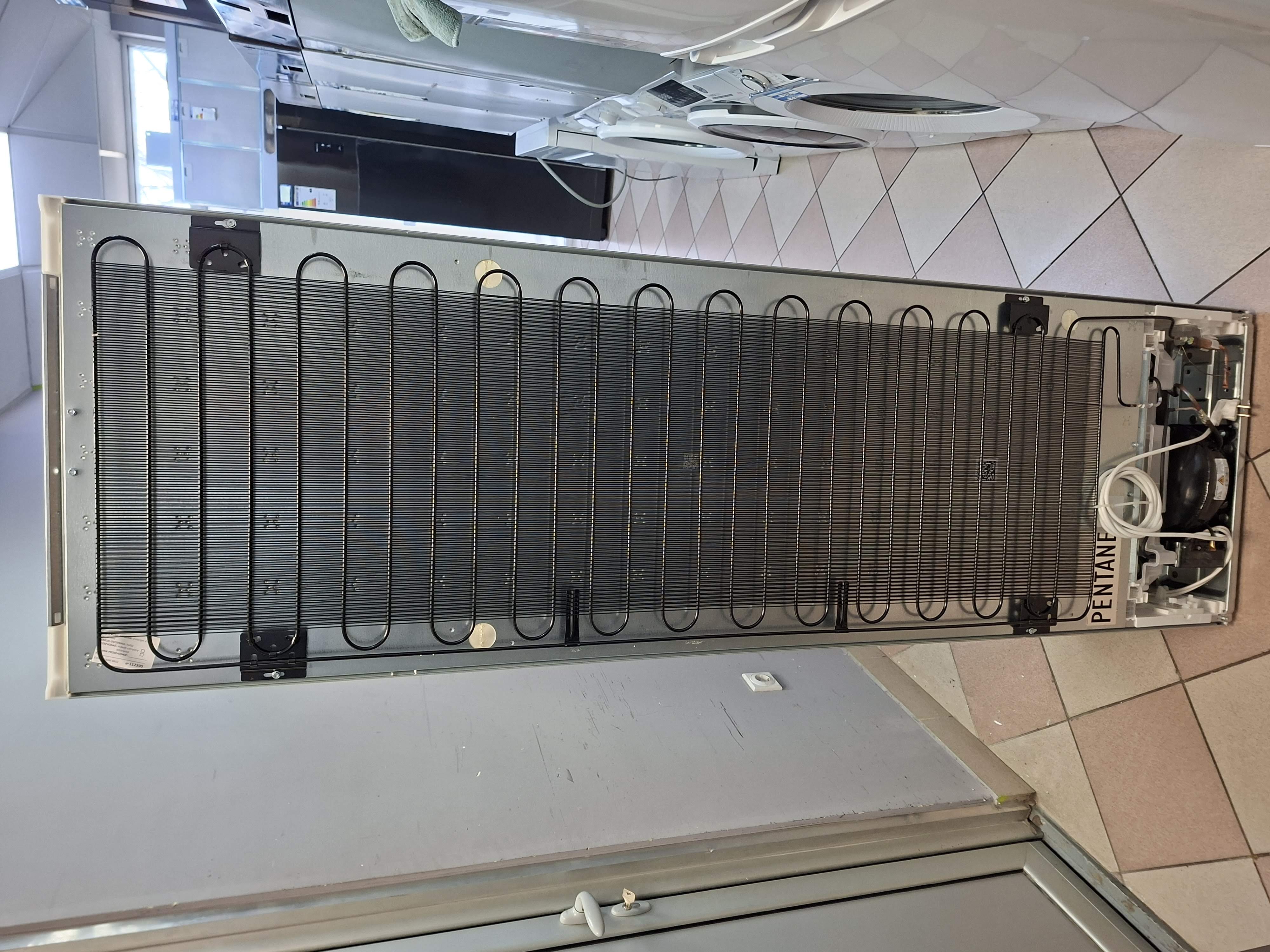 Ugradni Frižider AEG NSK6D181ES, 177cm