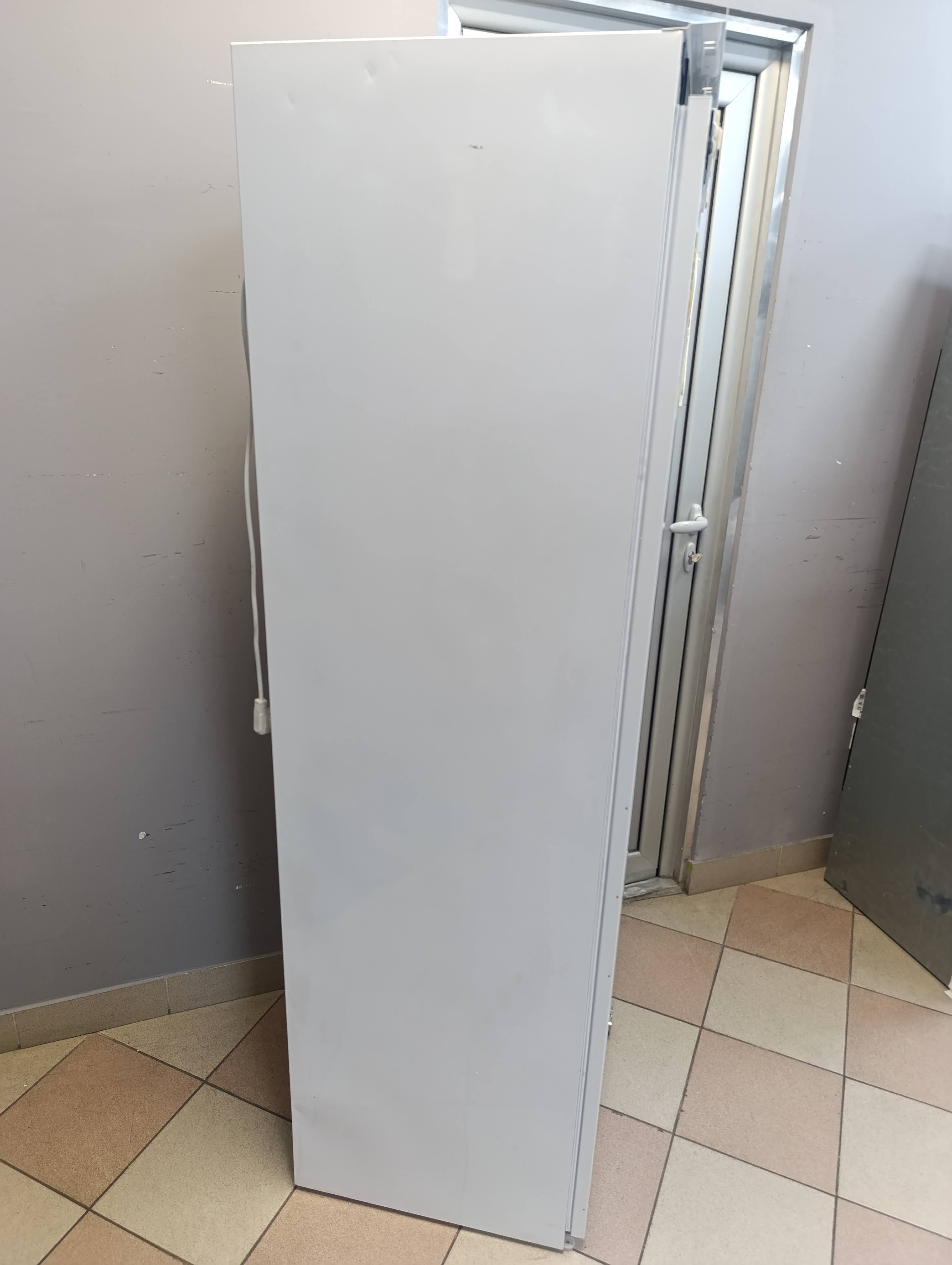 Ugradni frižider Asko R31834EI, 177cm