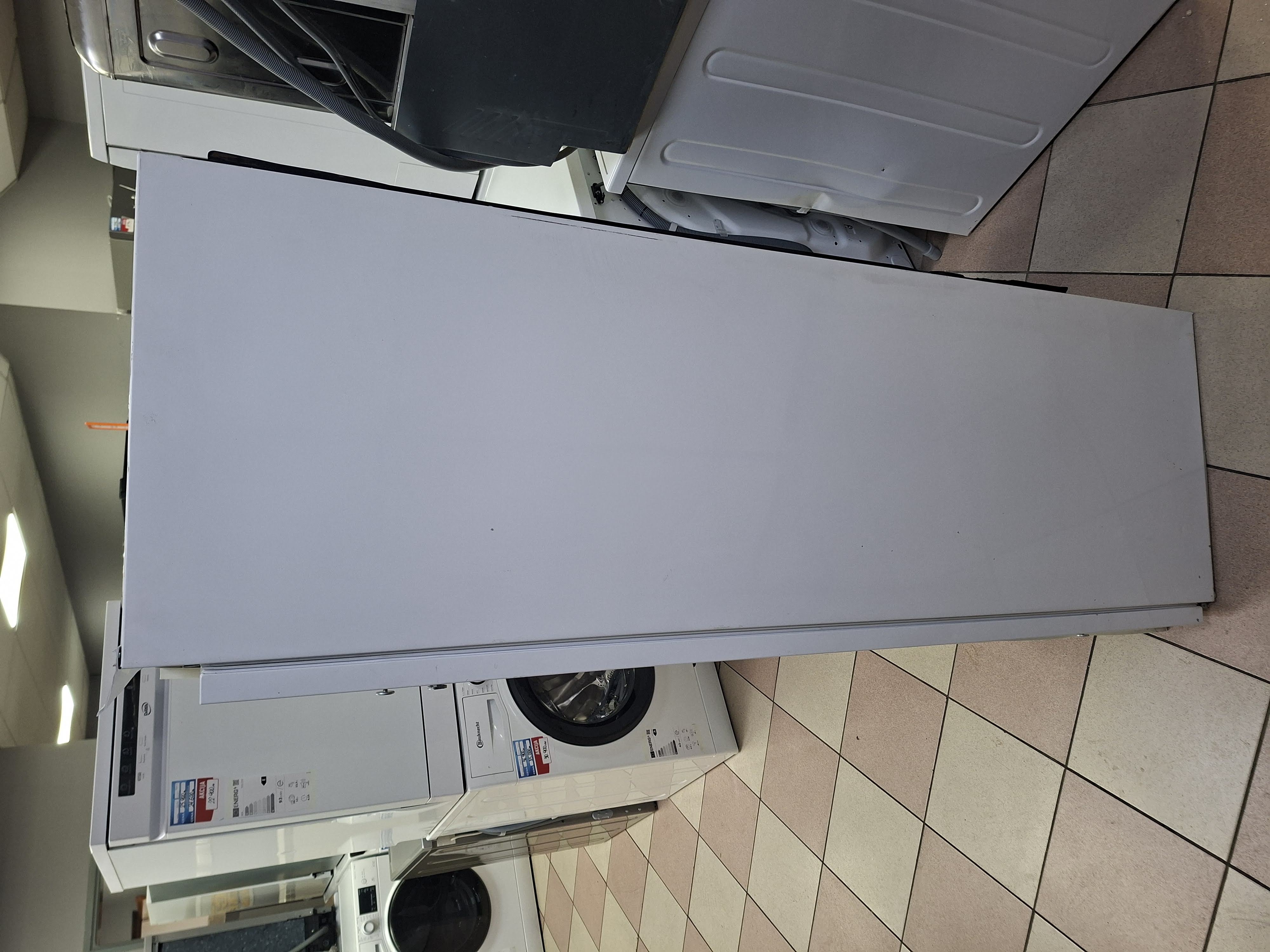 Ugradni Frižider Bauknecht KVIC 3270, 153cm