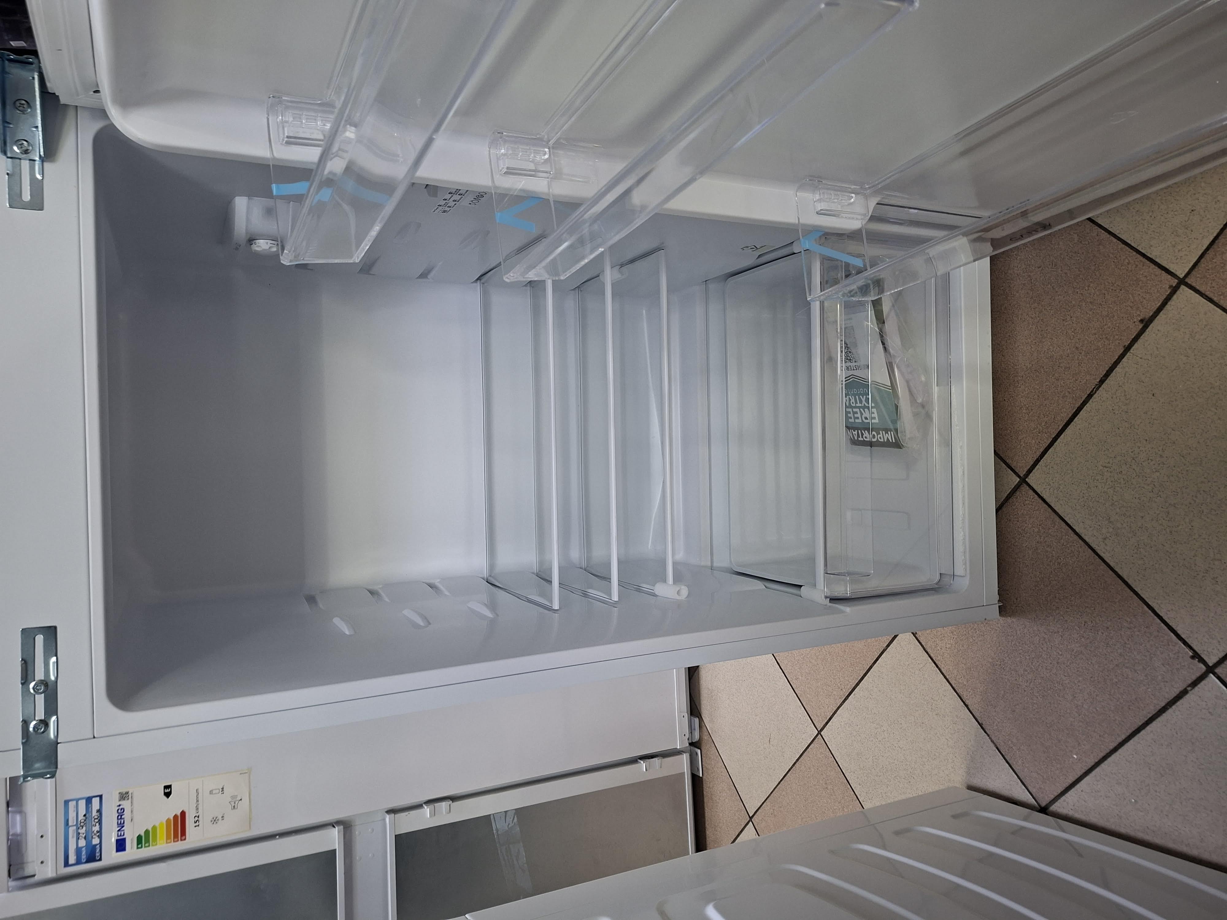 Ugradni frižider Candy CFBD 2450/2EH, 144cm