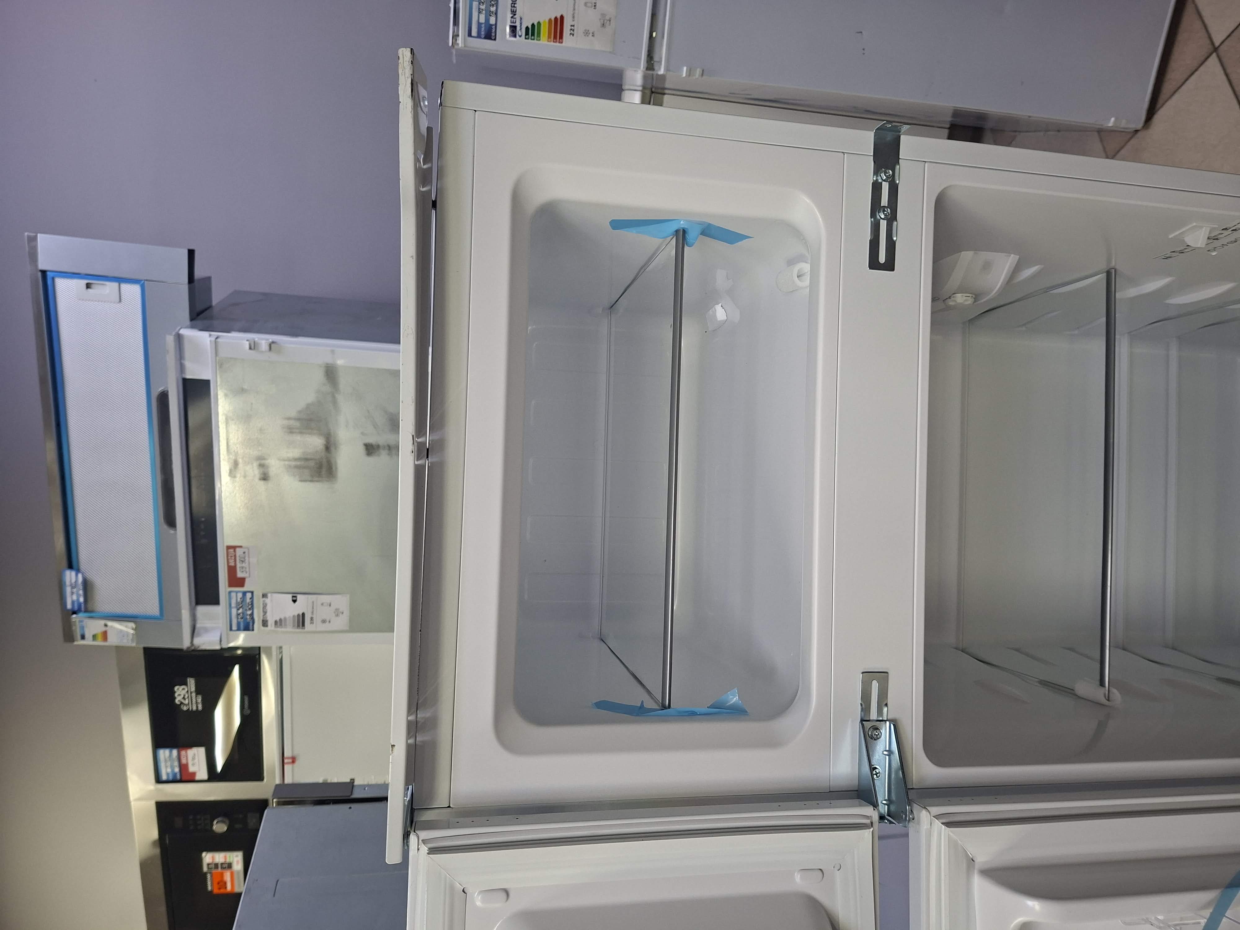Ugradni frižider Candy CFBD 2450/2ESH , 144cm