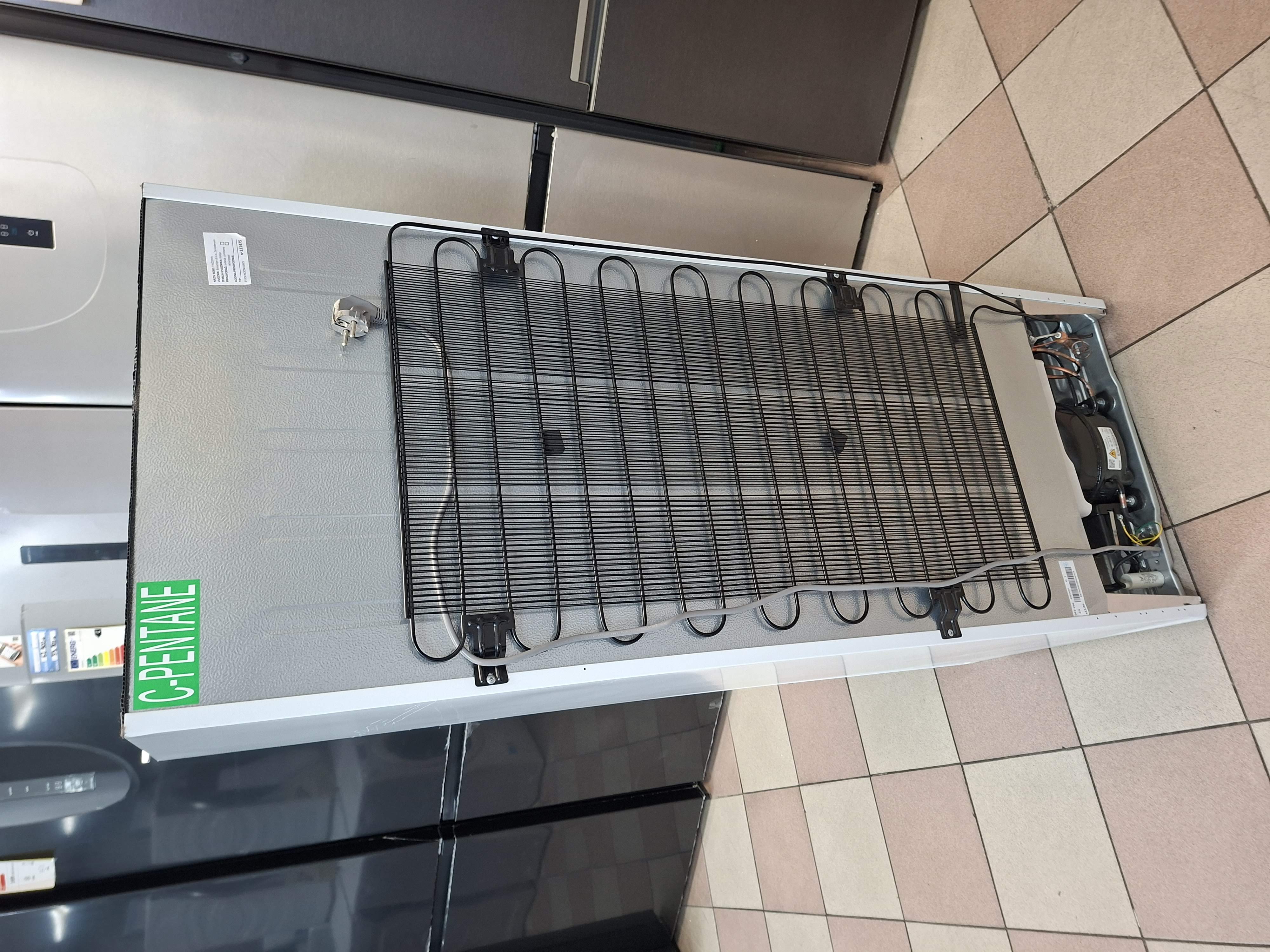 Ugradni frižider Candy CFBD 2450/5EH , 144cm