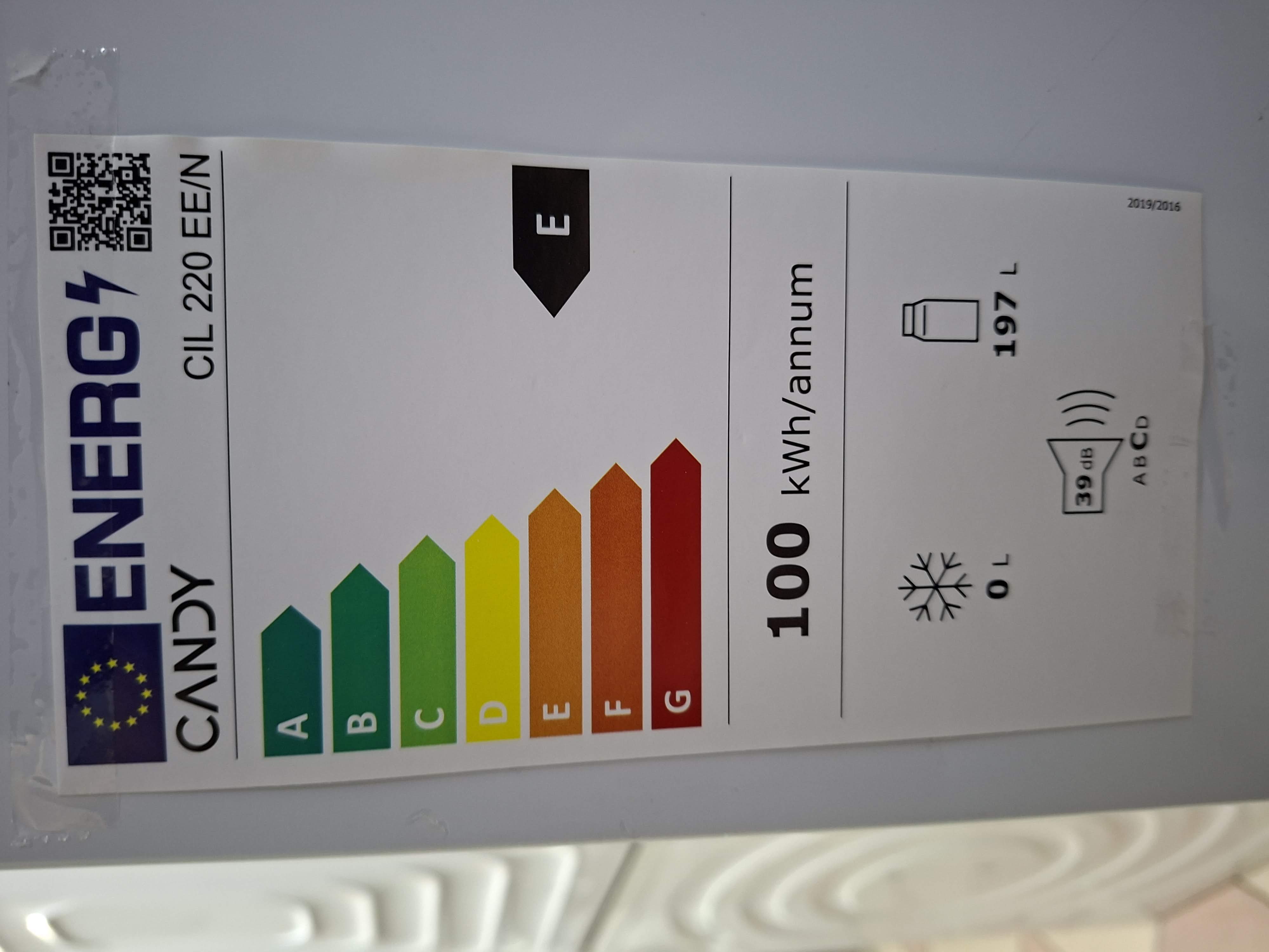 Ugradni frižider Candy CIL 220 EE/N, 122 cm