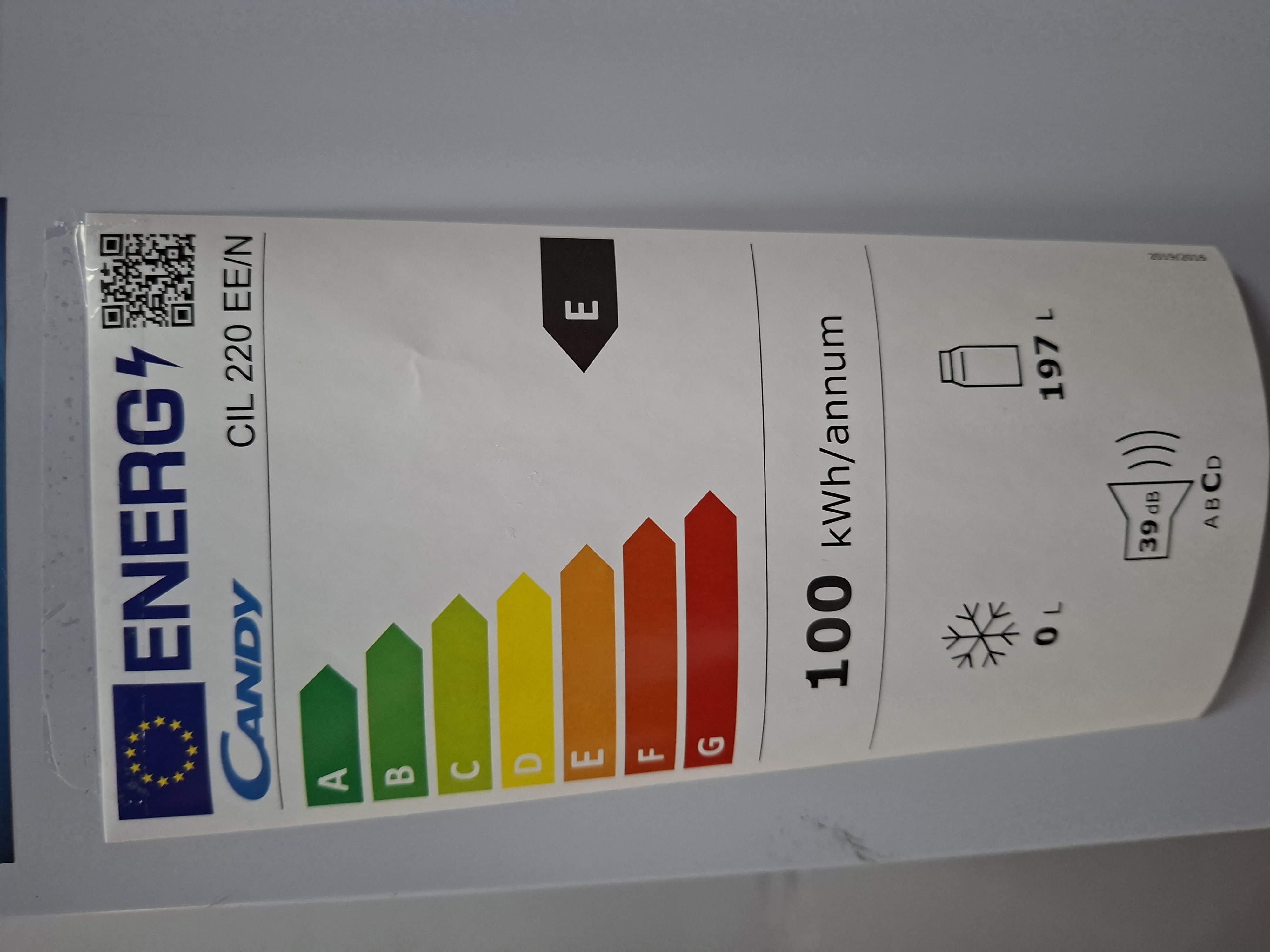 Ugradni frižider Candy CIL 220 NE/N, 122 cm