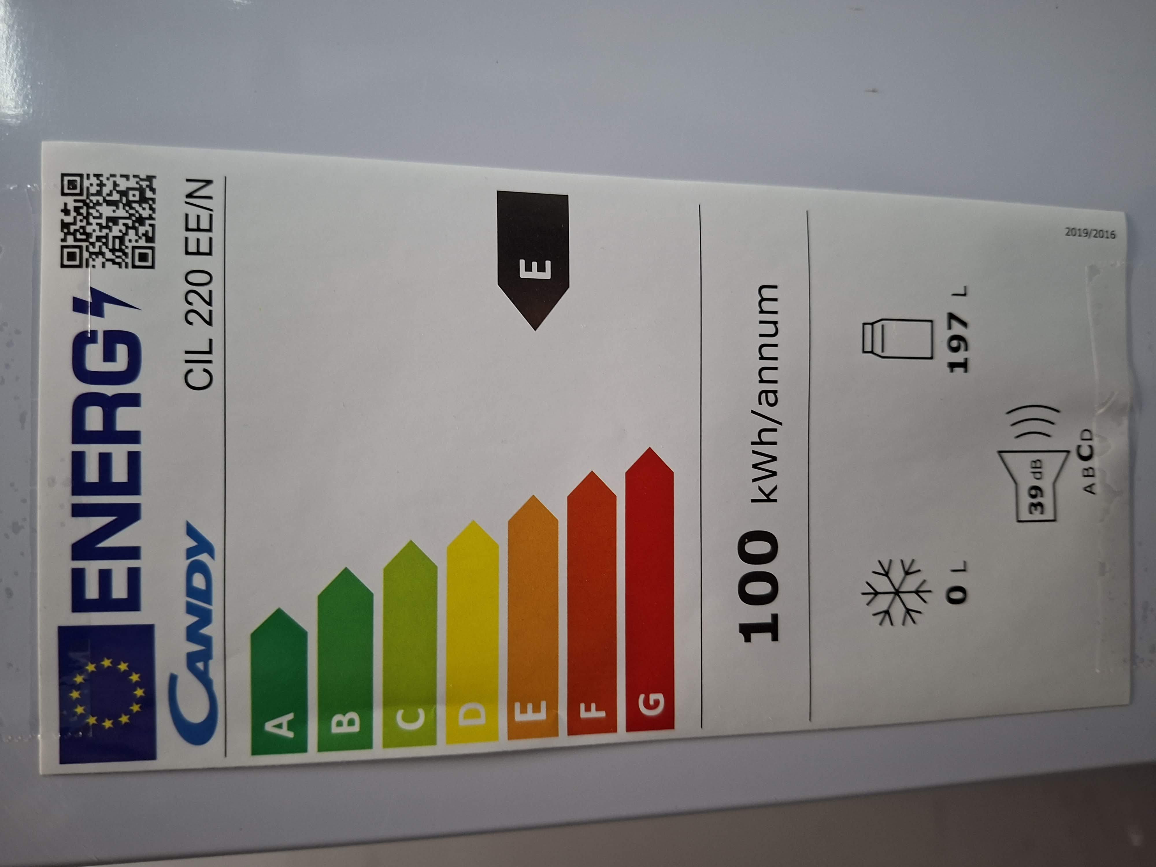 Ugradni frižider Candy CIL 220 NE/N, 122 cm