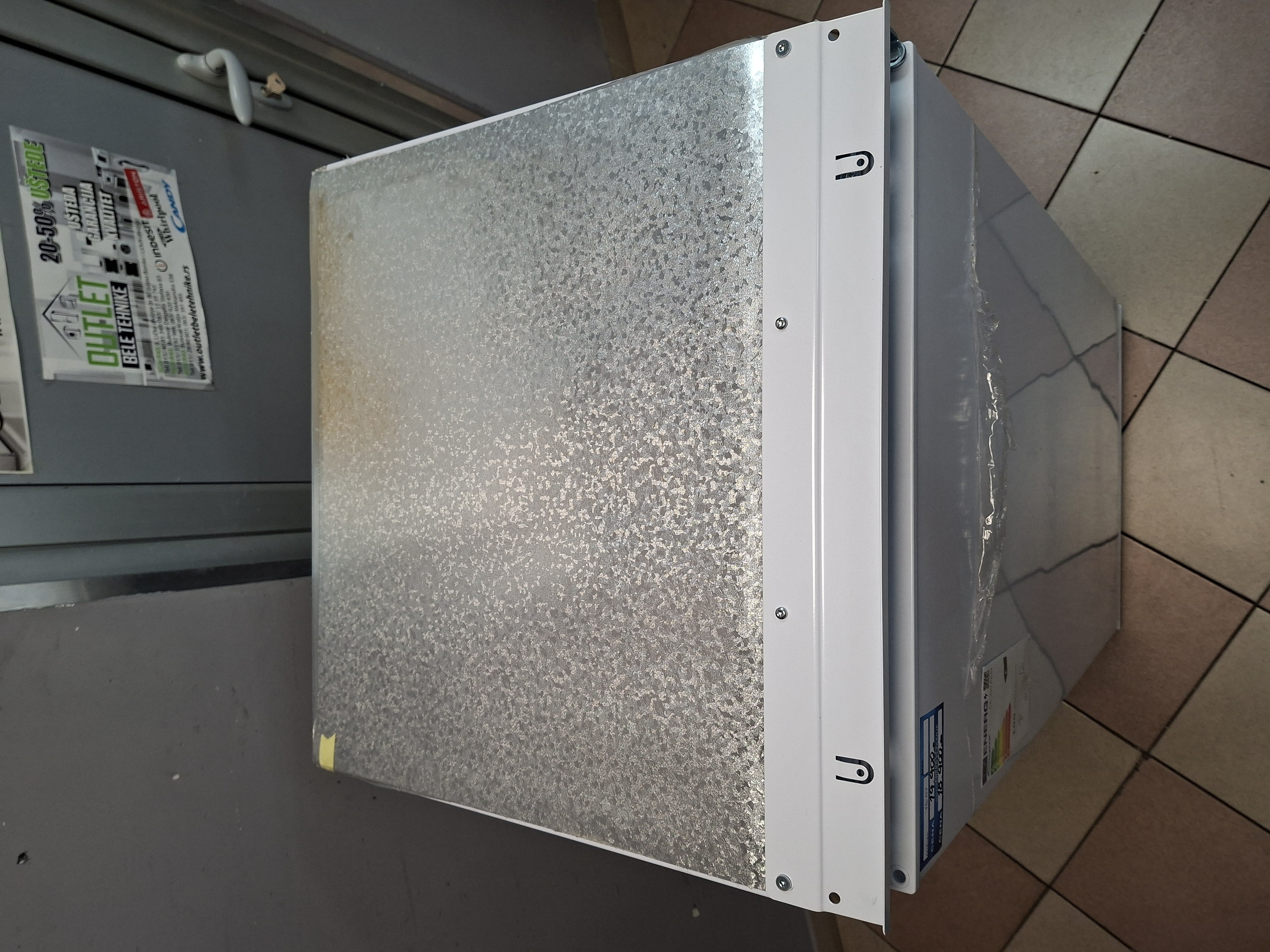 Ugradni frižider Candy CIL 220 NE/N, 122 cm