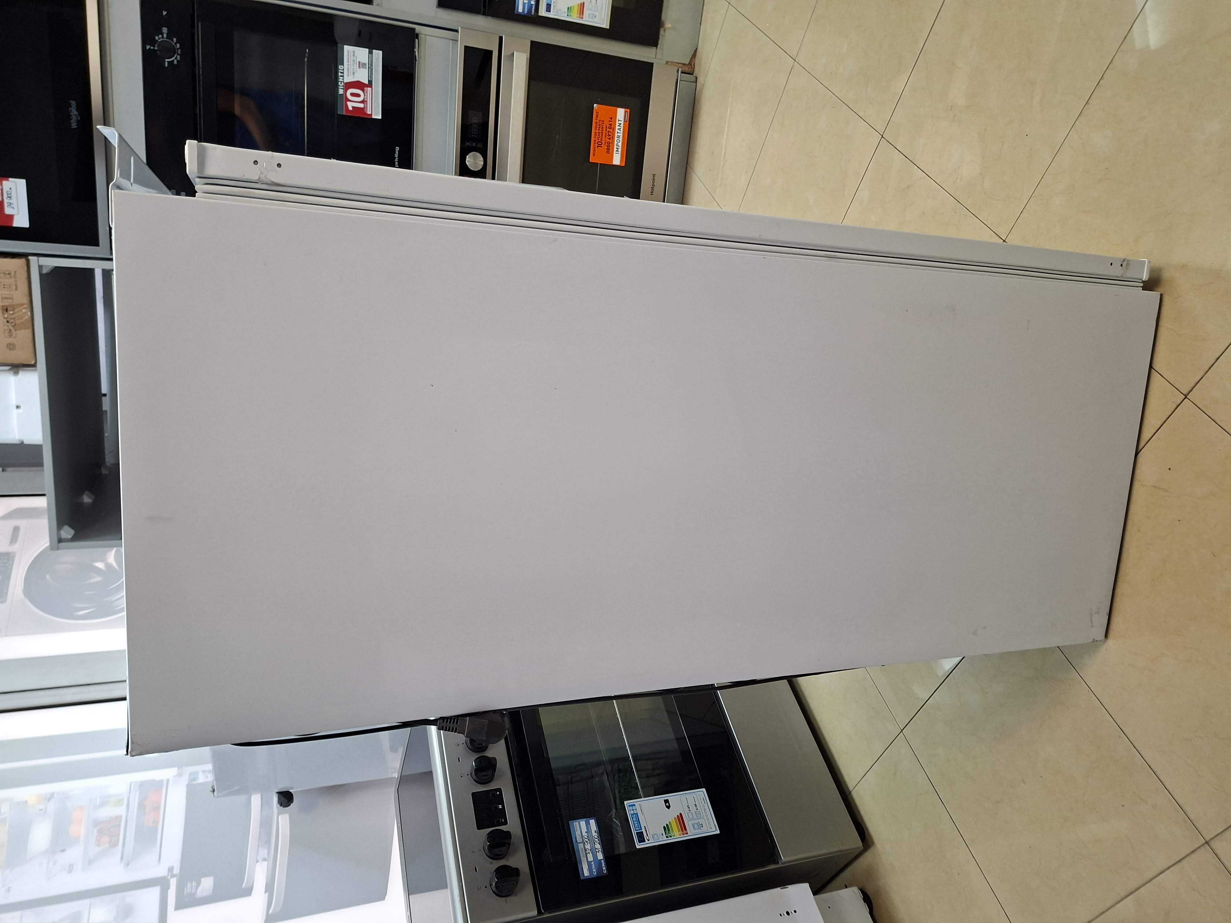 Ugradni frižider Candy CML12EI (2) , 122 cm