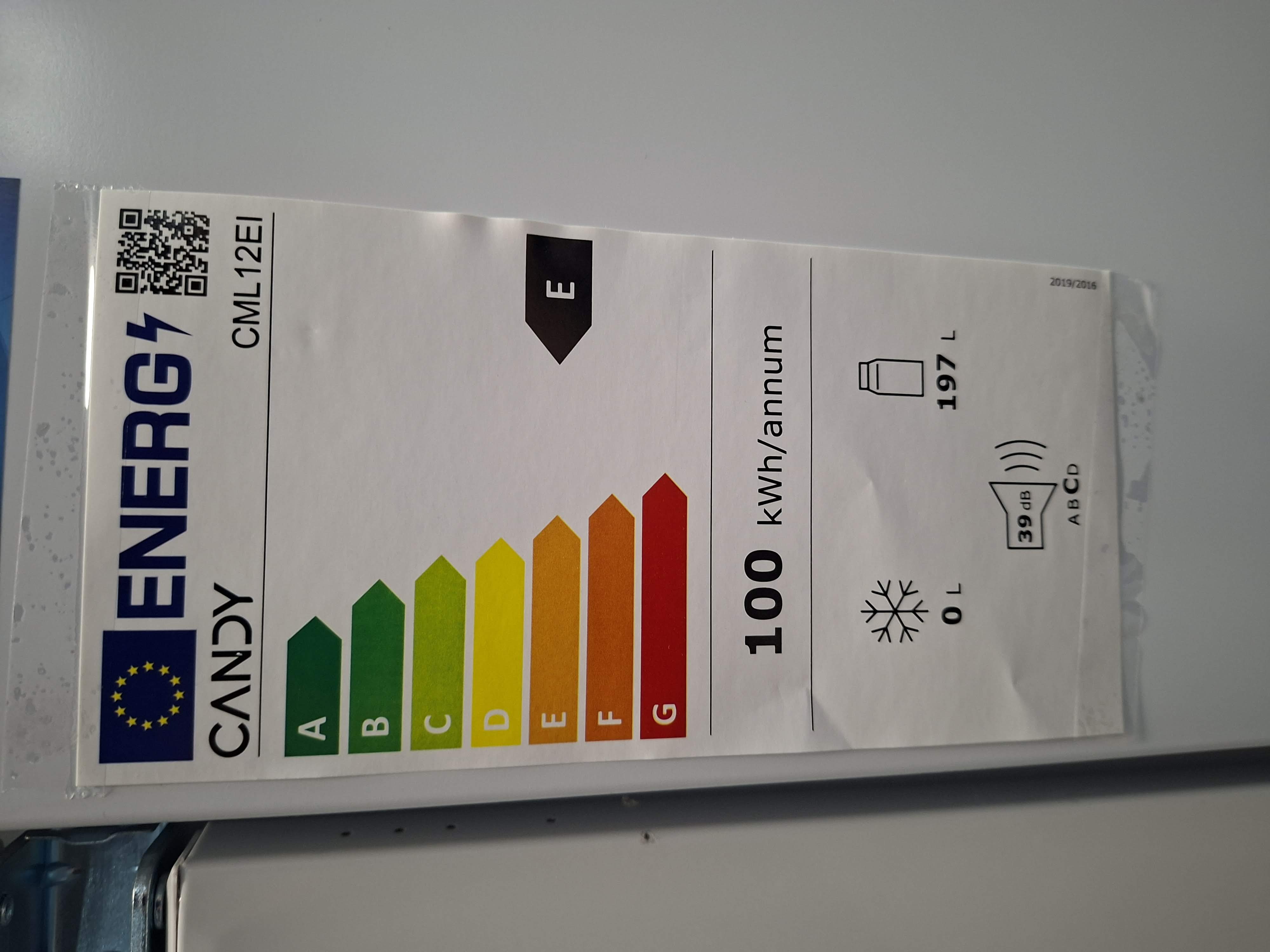 Ugradni frižider Candy CML12EI, 122 cm