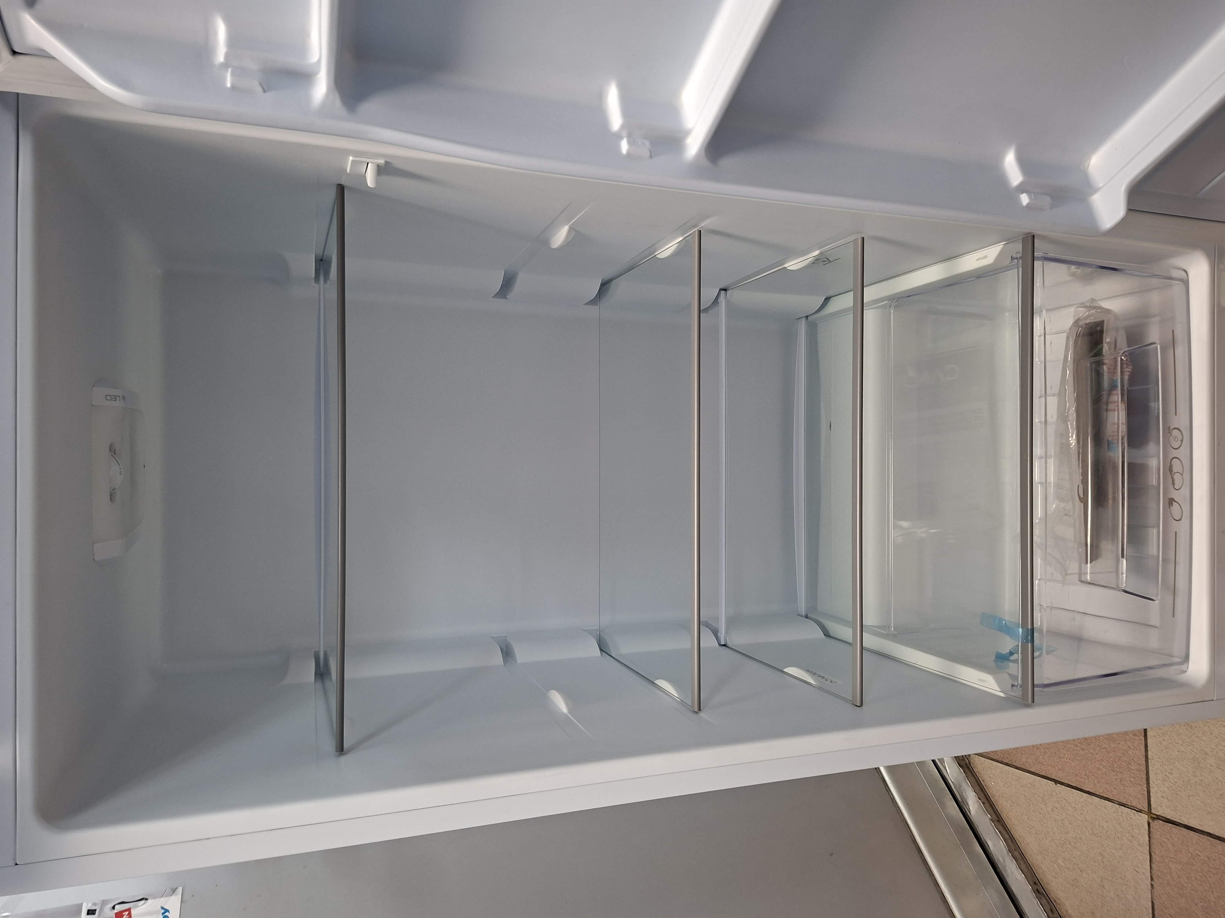 Ugradni frižider Candy CML12EI, 122 cm