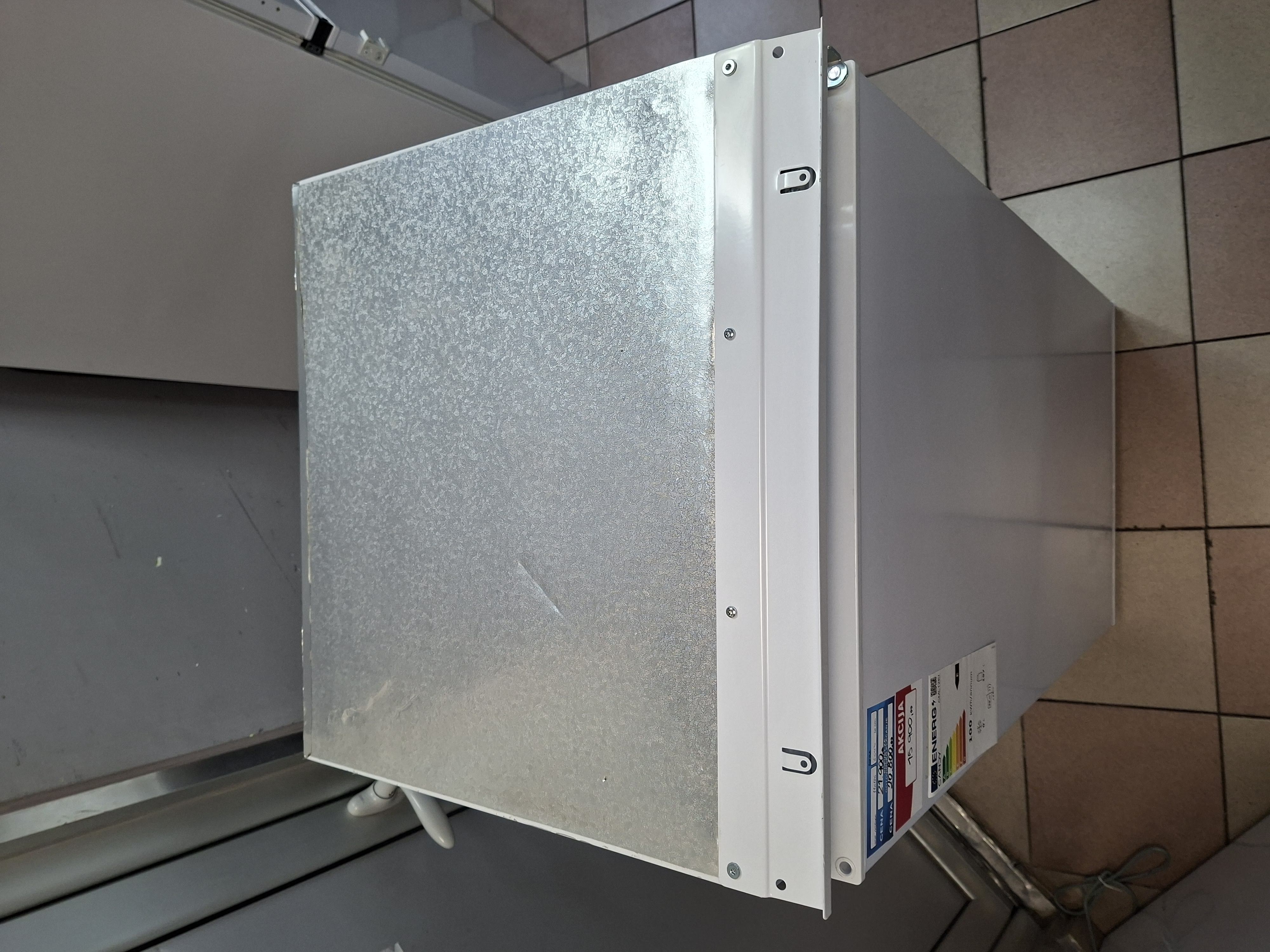 Ugradni frižider Candy CML12EI, 122 cm