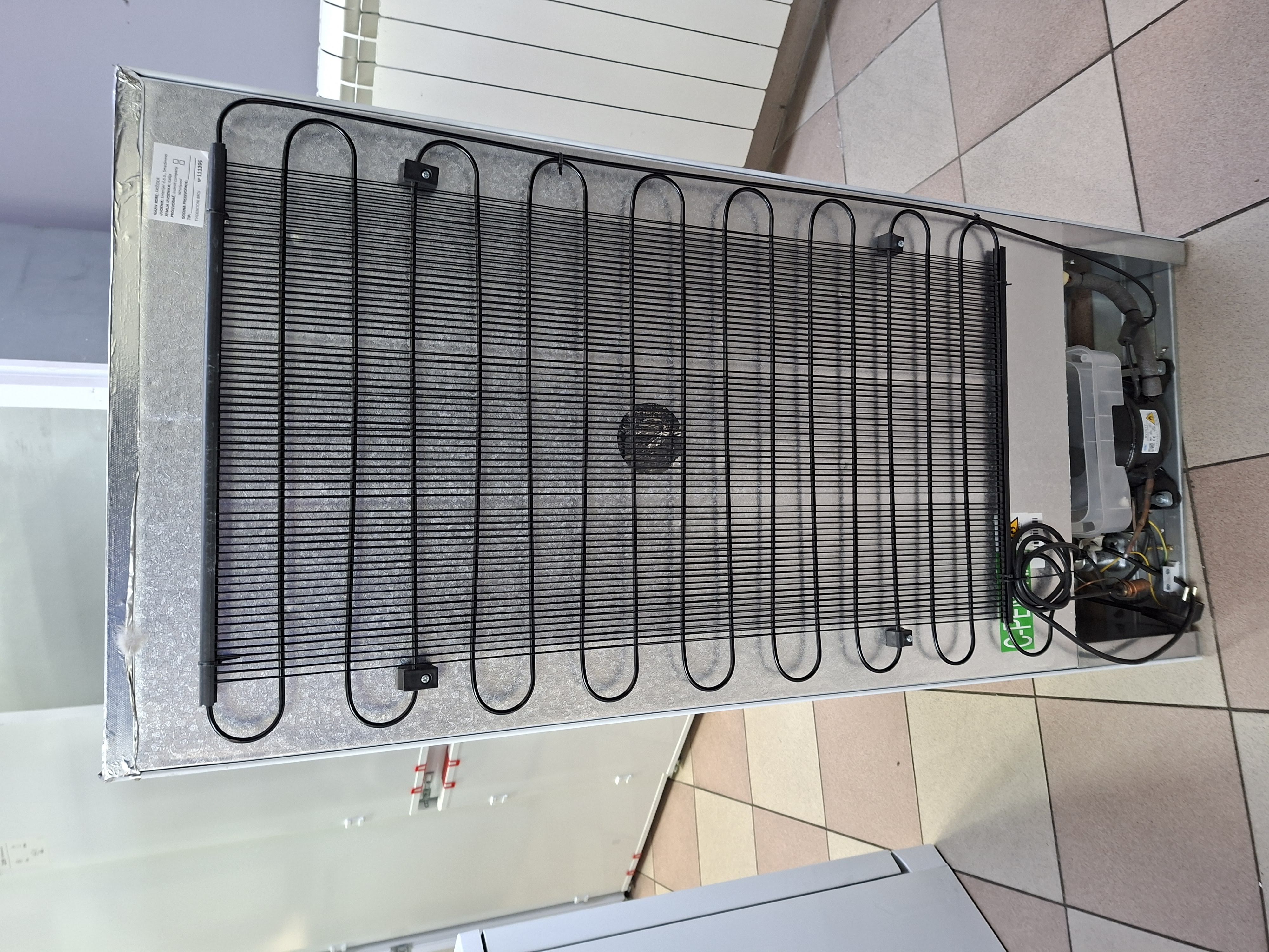 Ugradni frižider Candy CML12EI, 122 cm