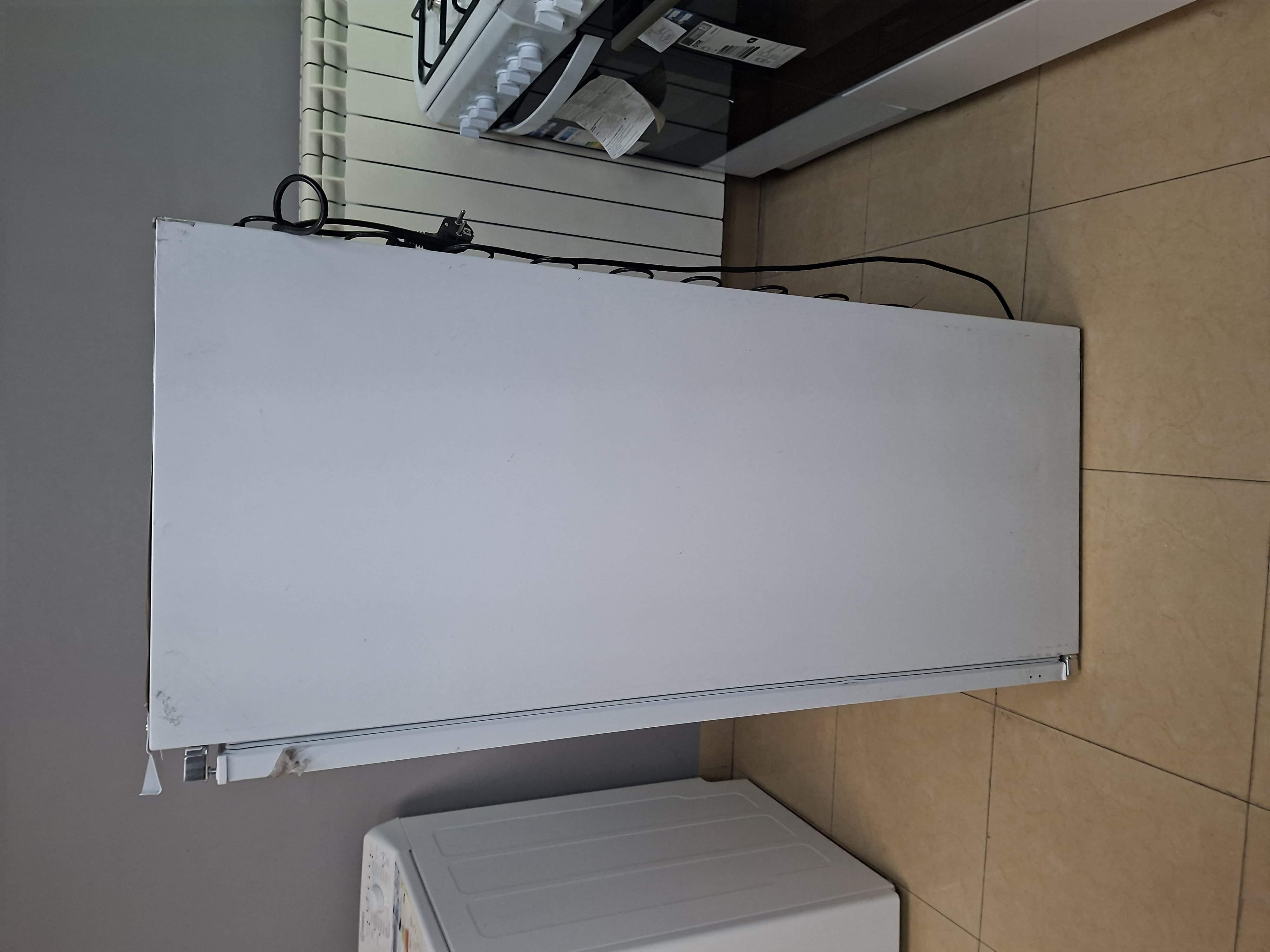 Ugradni frižider Candy CML12EI , 122 cm