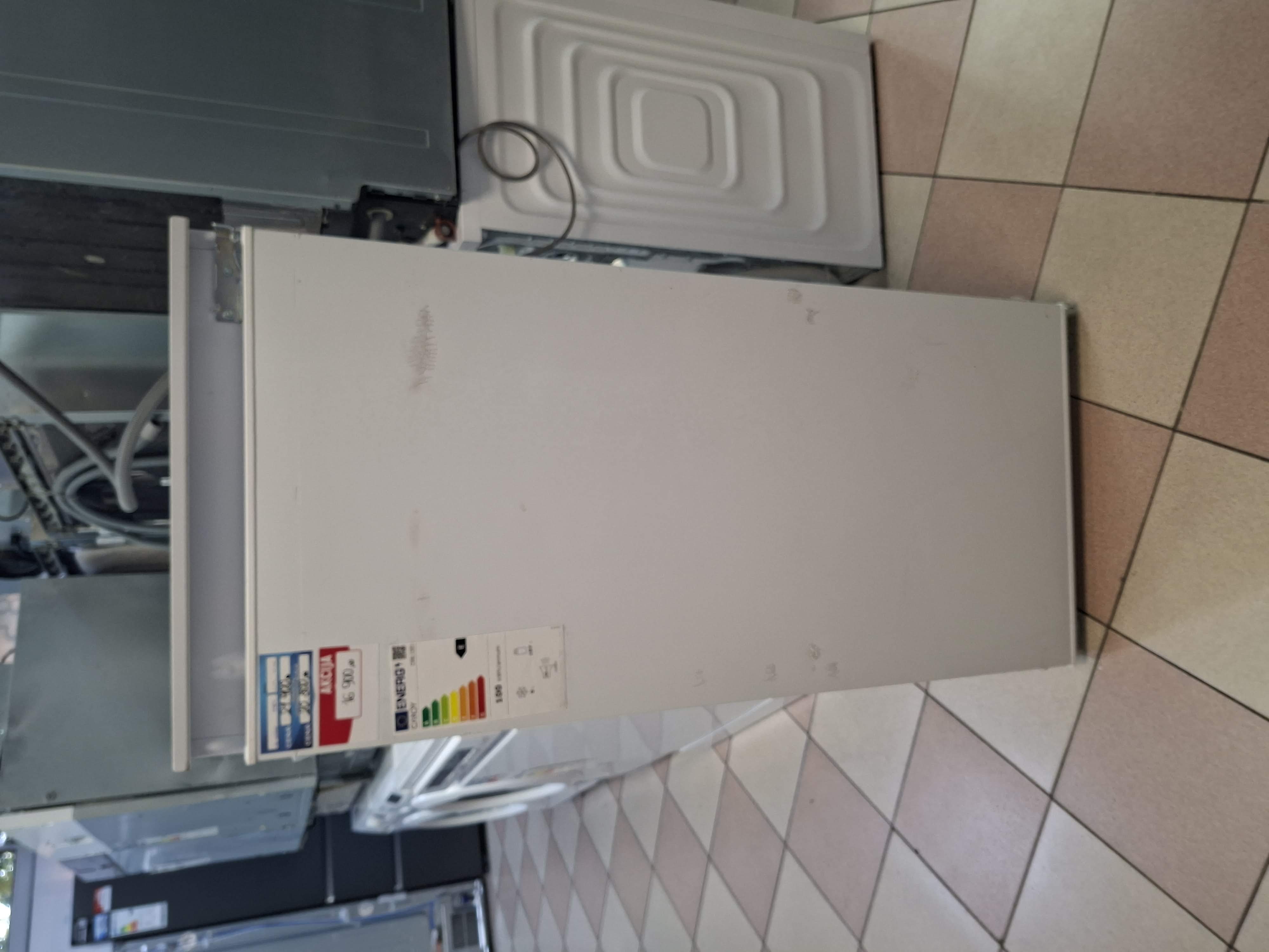 Ugradni Frižider Candy CML12EI,  122 cm