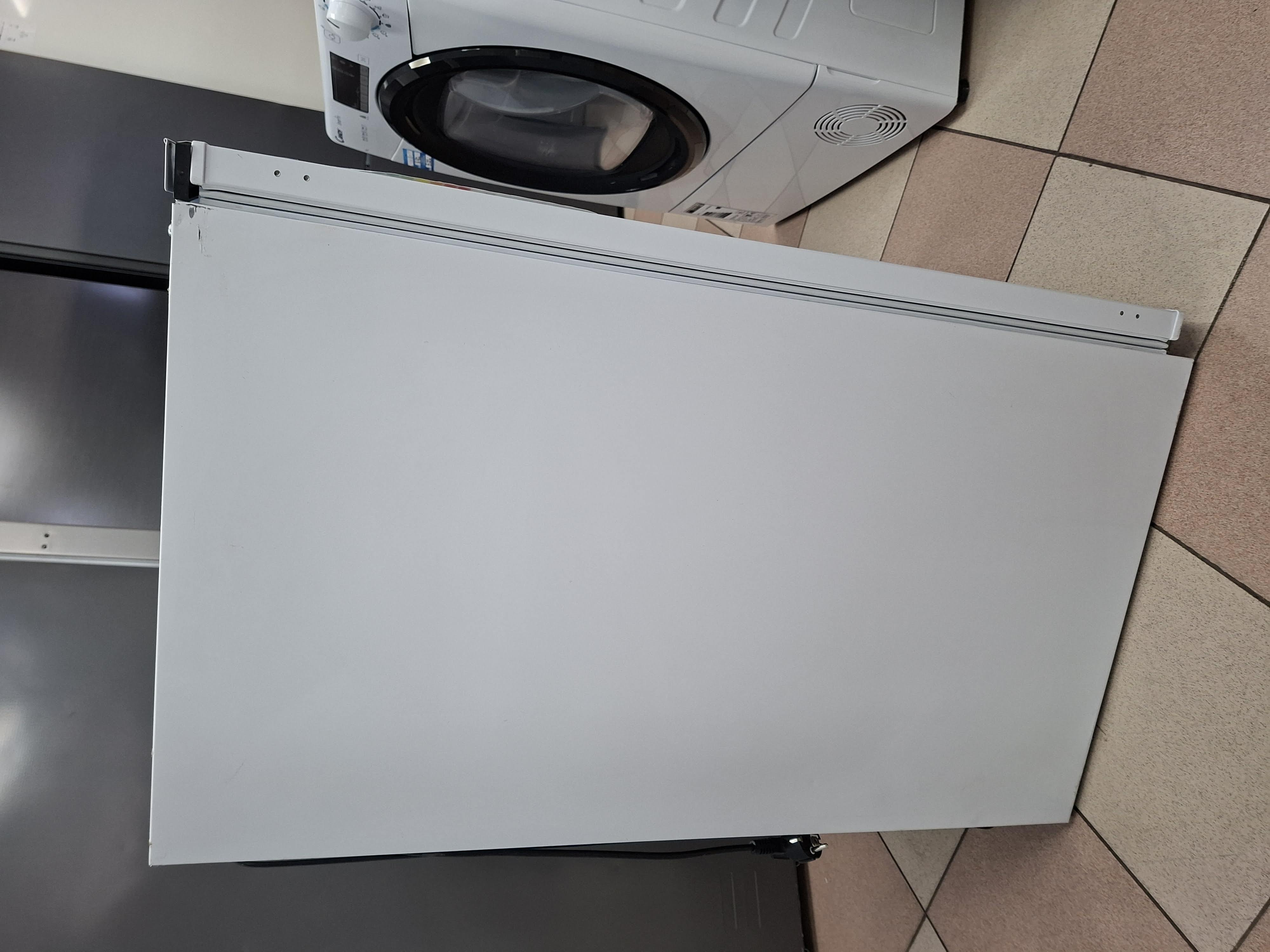 Ugradni Frižider Candy CMLS59EWI (2) , 87cm