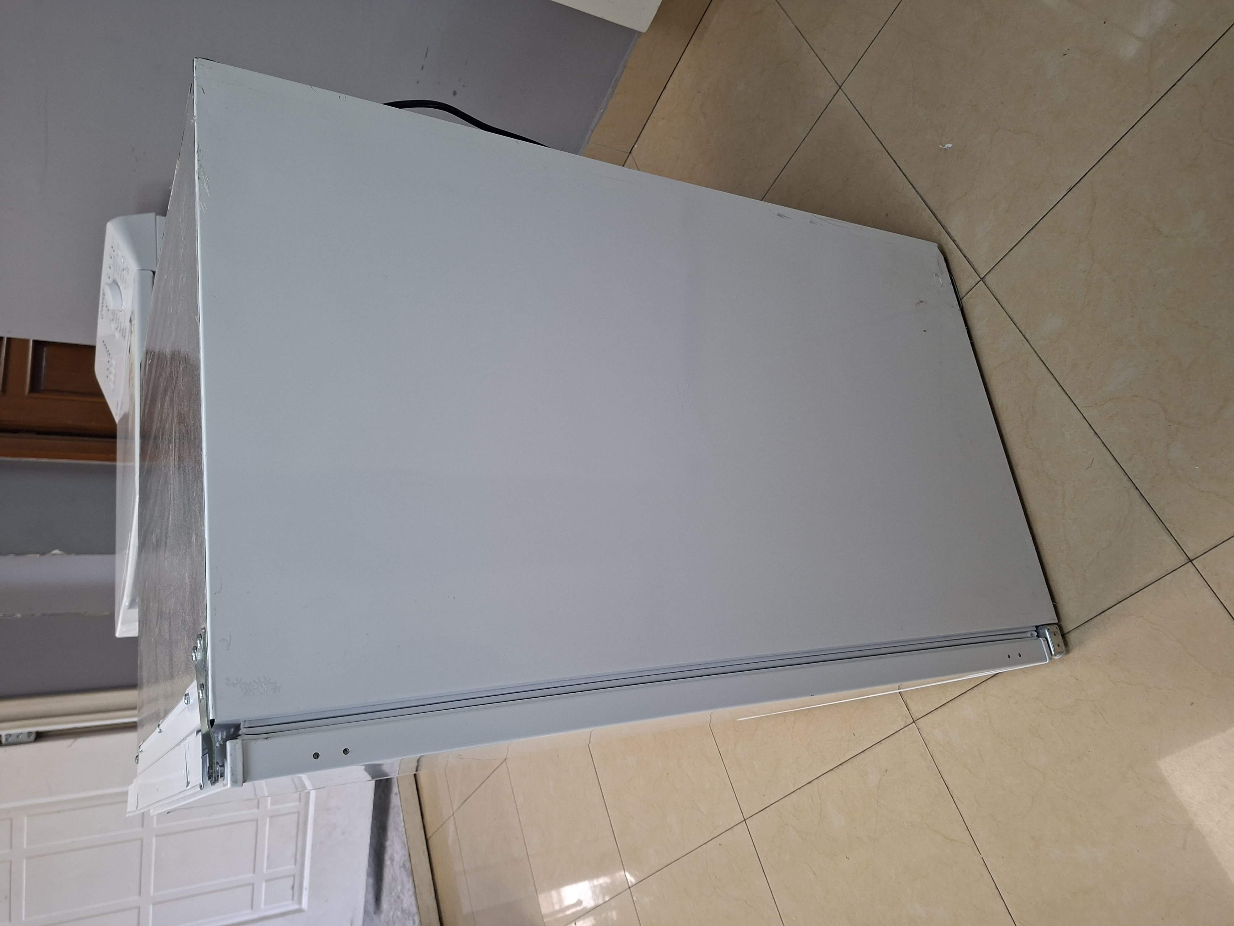 Ugradni Frižider Candy CMLS59EWI (2) , 87cm