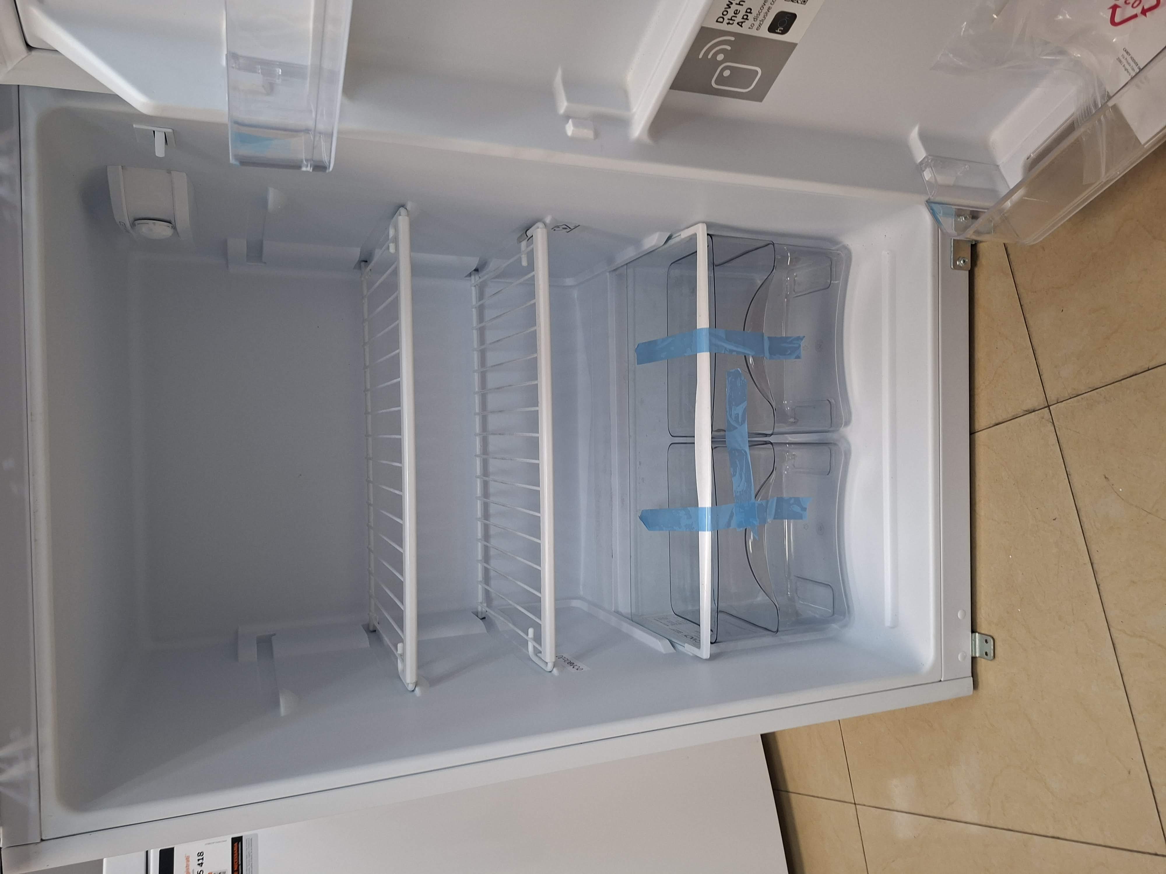 Ugradni Frižider Candy CMLS59EWI (2) , 87cm