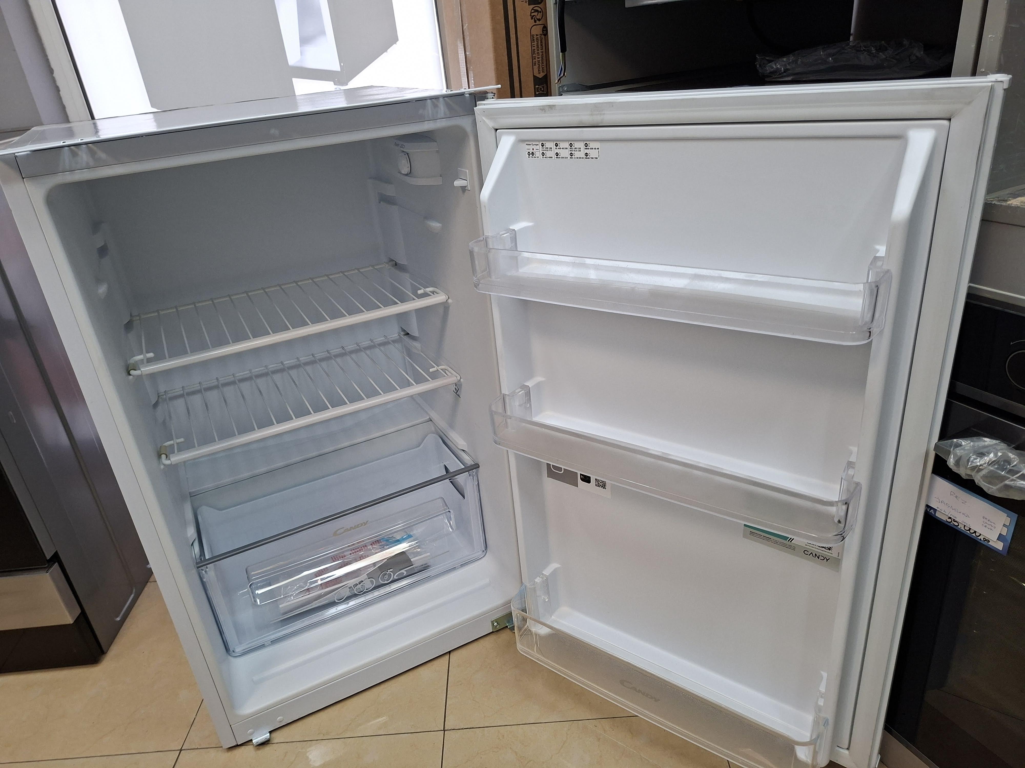 Ugradni frižider Candy CMLS59EWI, 87cm