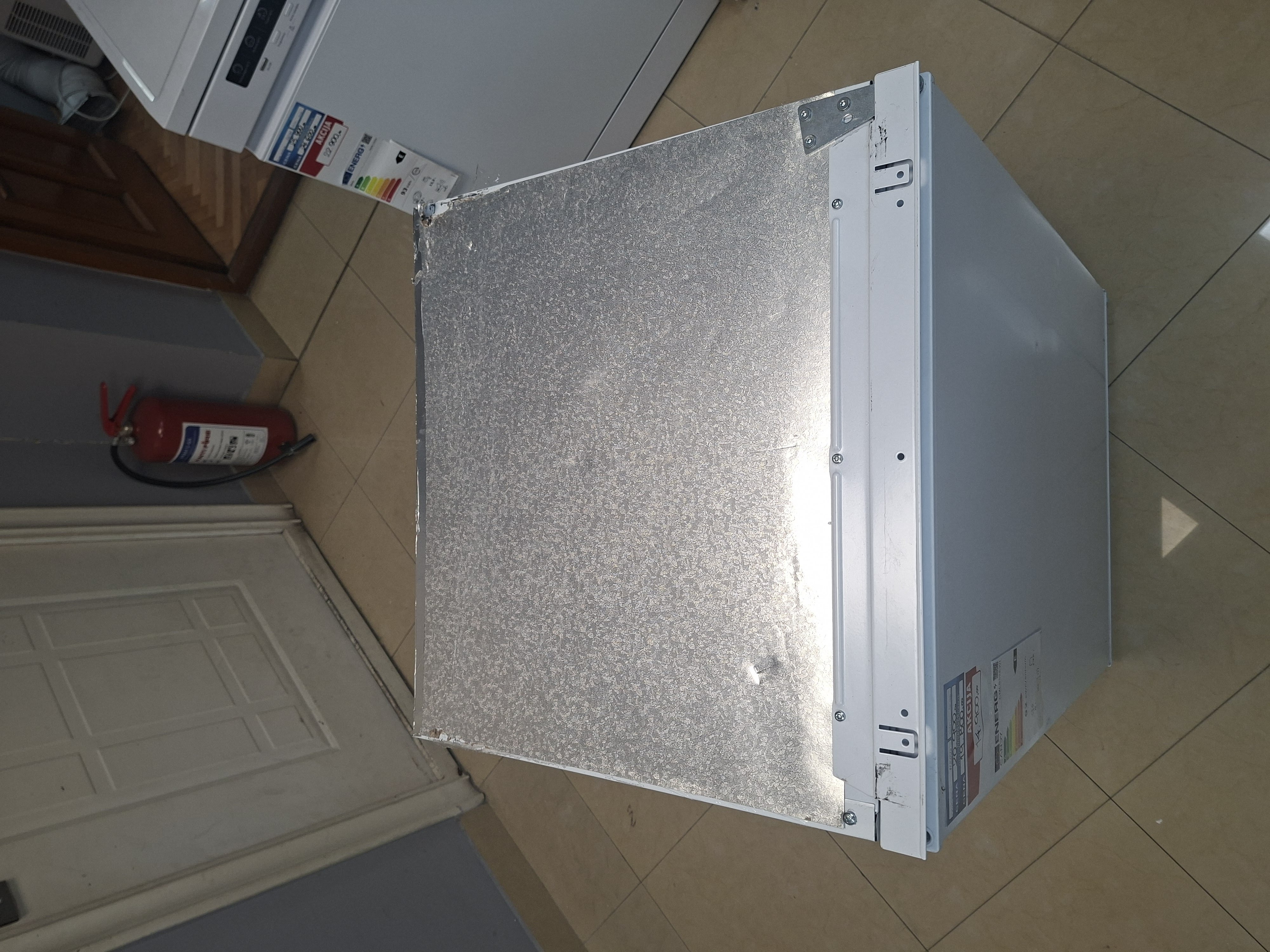 Ugradni frižider Candy CMLS59EWI, 87cm