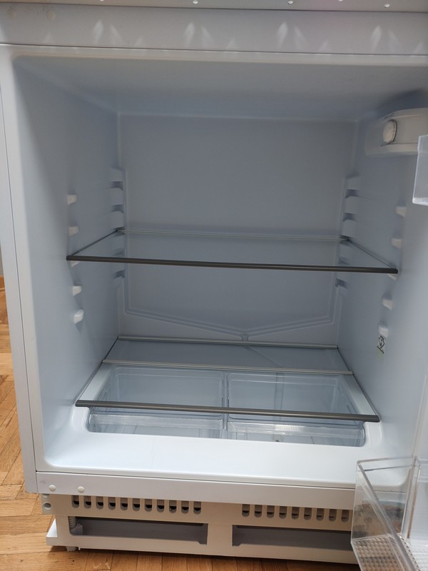 Ugradni frižider Candy CRU 160NE, 82 cm, podpultni