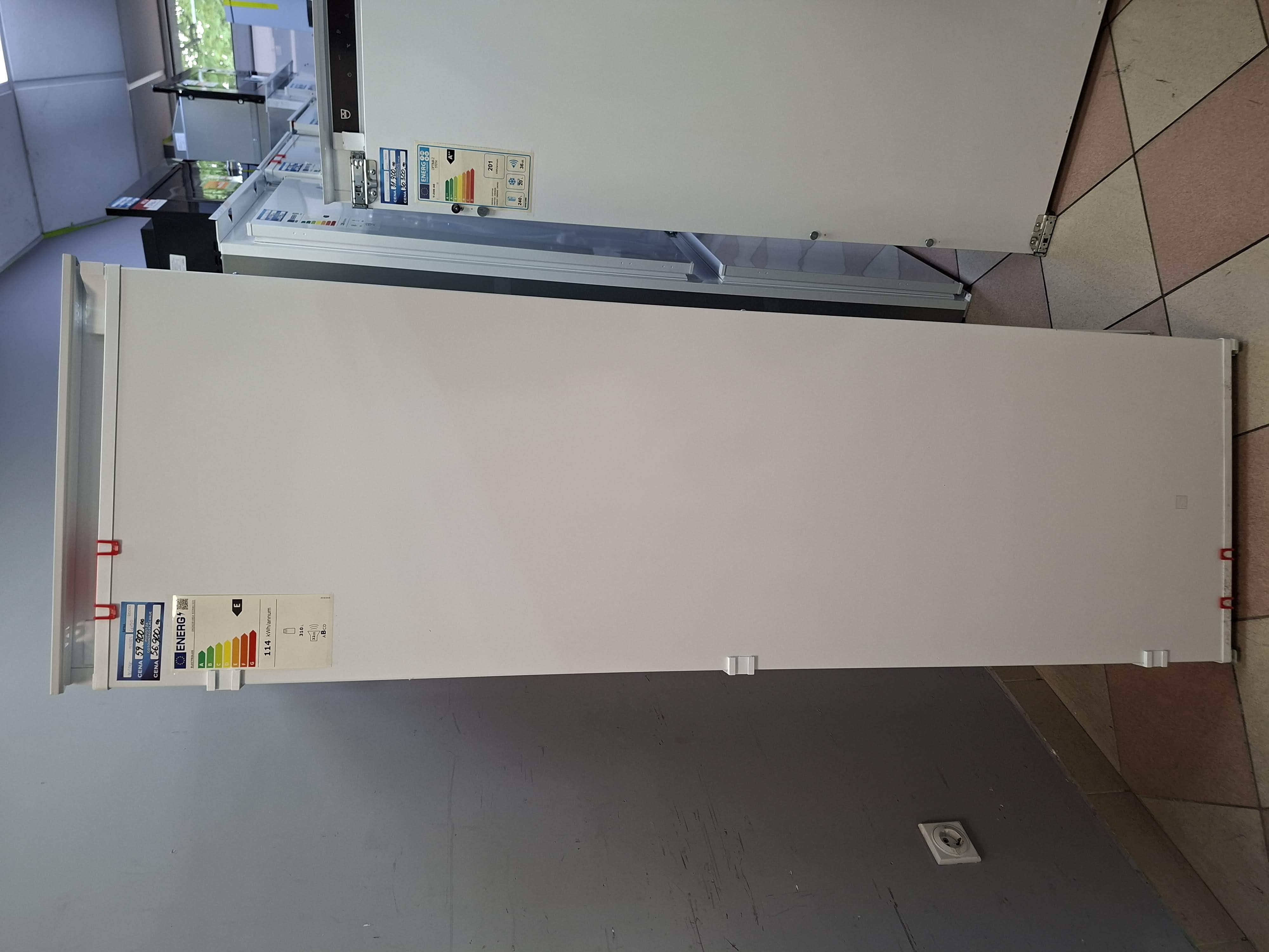 Ugradni Frižider Electrolux ERD6DE18S4 , 177cm.