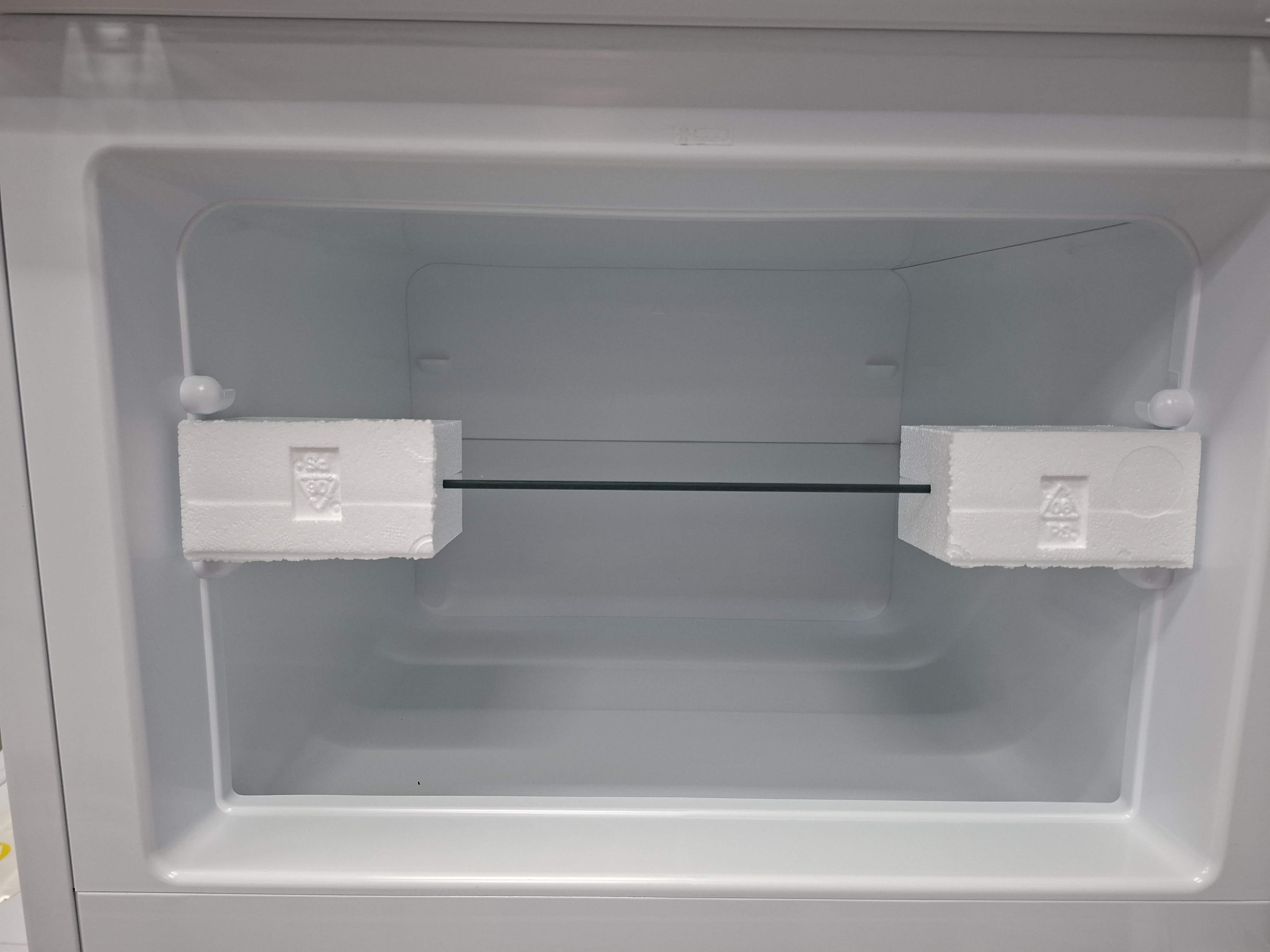 Ugradni Frižider Electrolux IK2685TR, 158 cm.