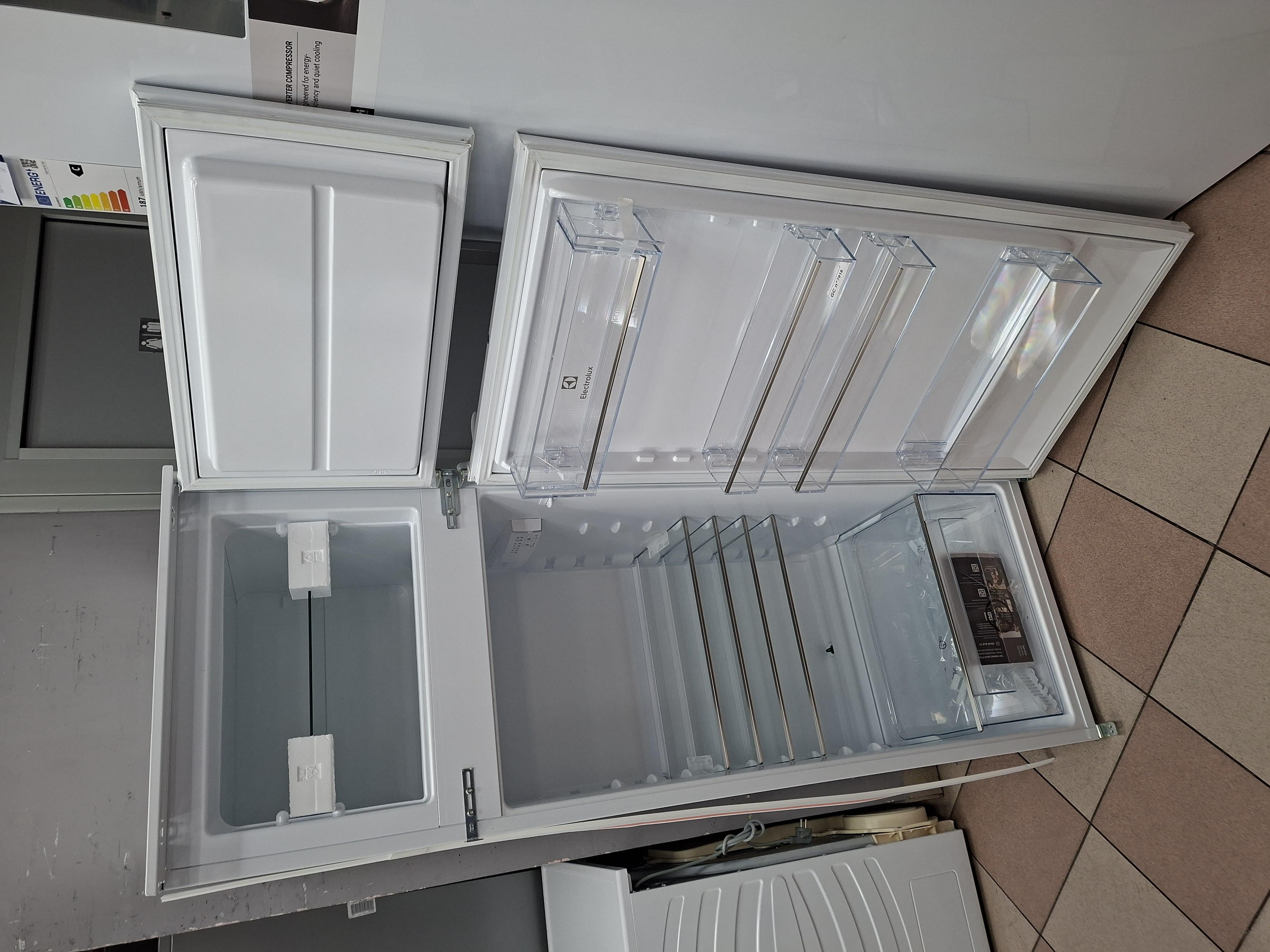 Ugradni Frižider Electrolux IK2685TR, 158 cm.
