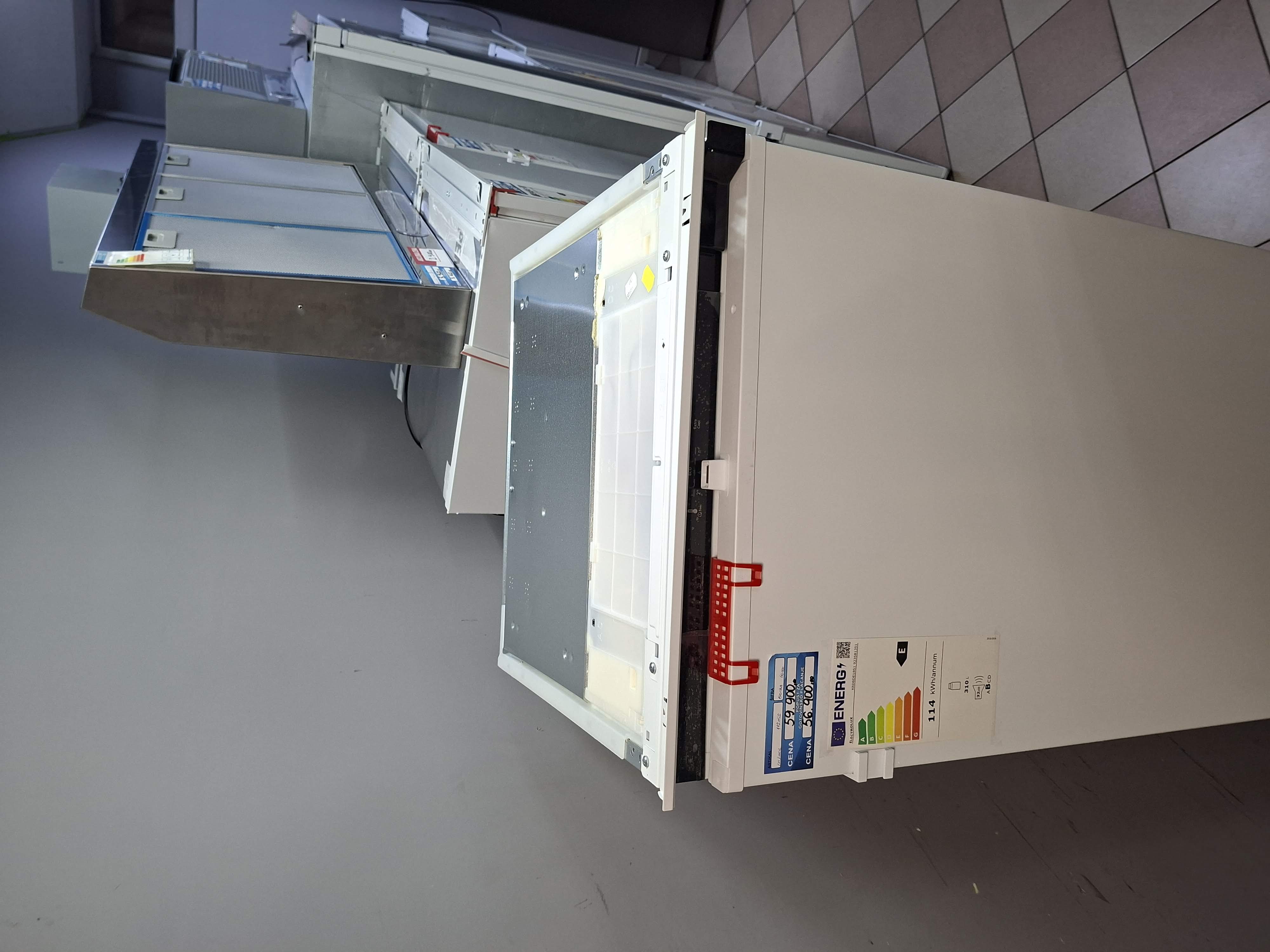 Ugradni Frižider Electrolux KRD6DE18S1 , 177cm.