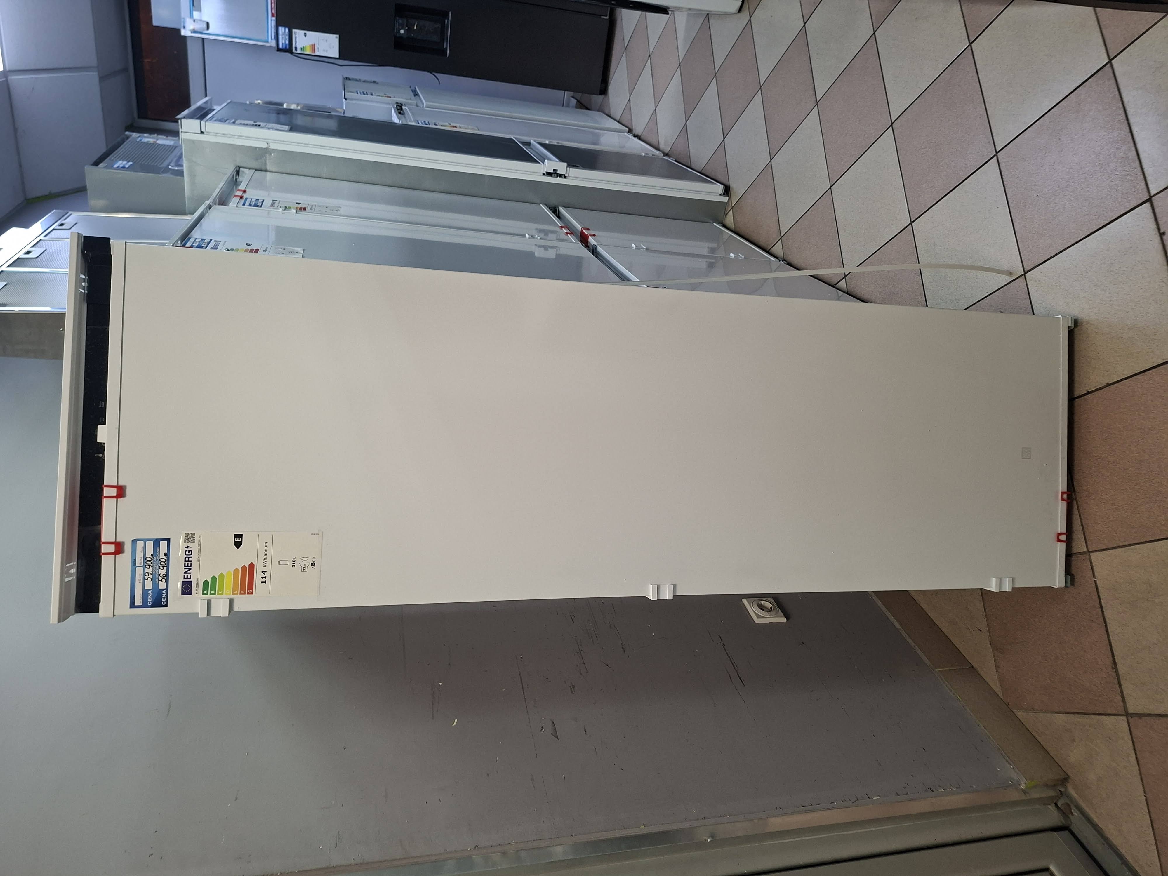 Ugradni Frižider Electrolux KRD6DE18S1 , 177cm.