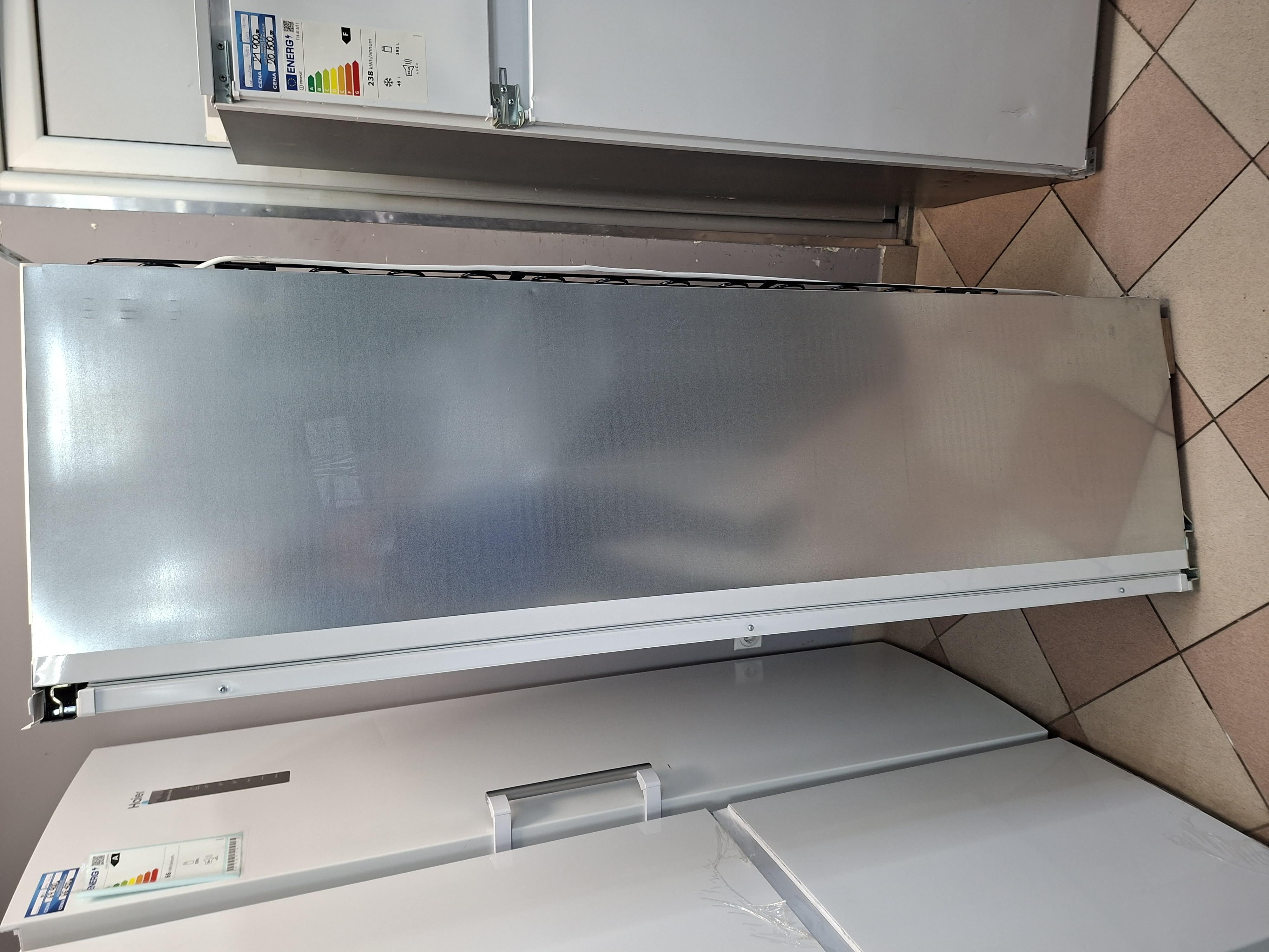 Ugradni Frižider Electrolux KRD6DE18S1 , 177cm.