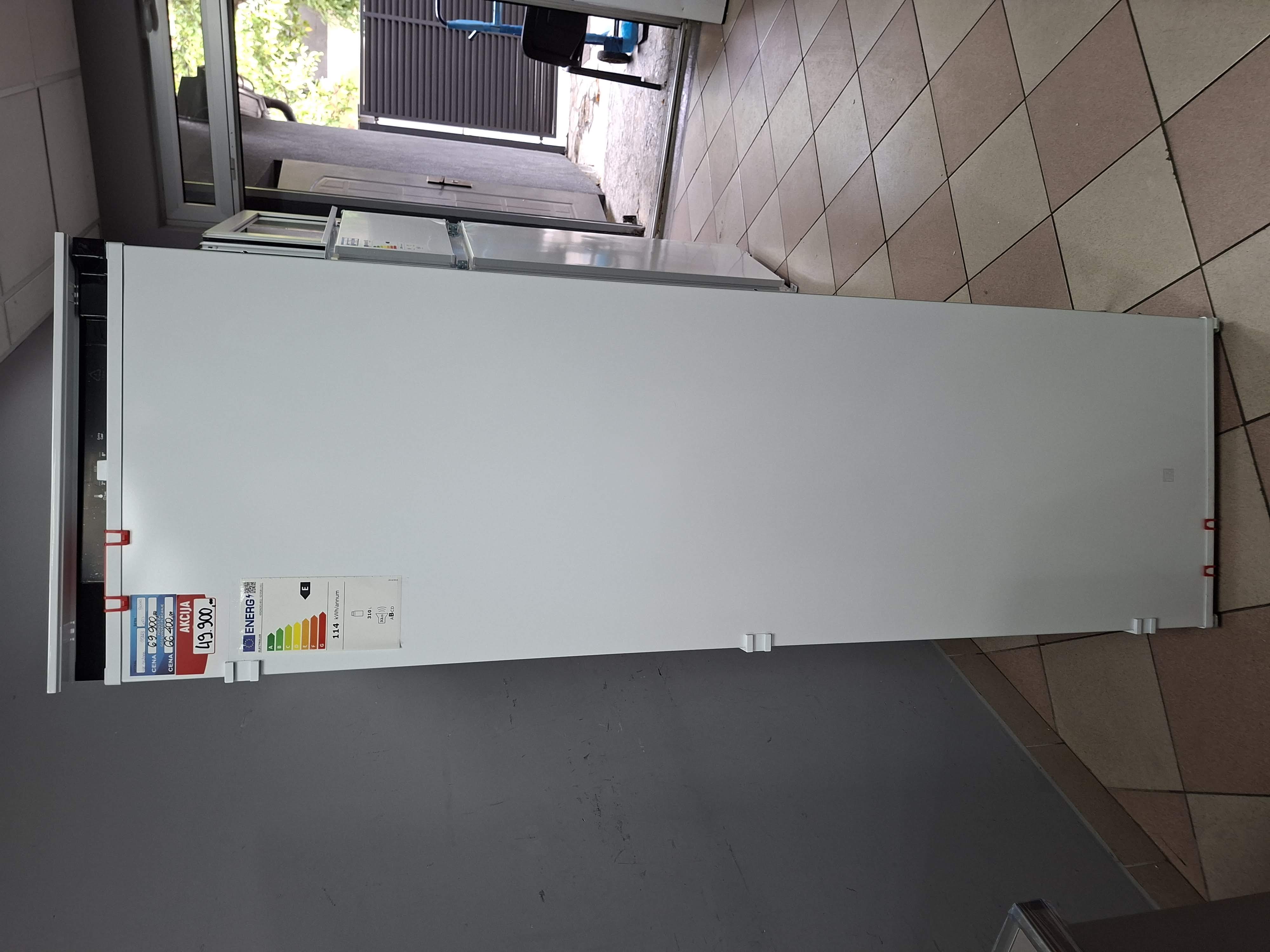 Ugradni Frižider Electrolux KRD6DE18S1 , 177cm.