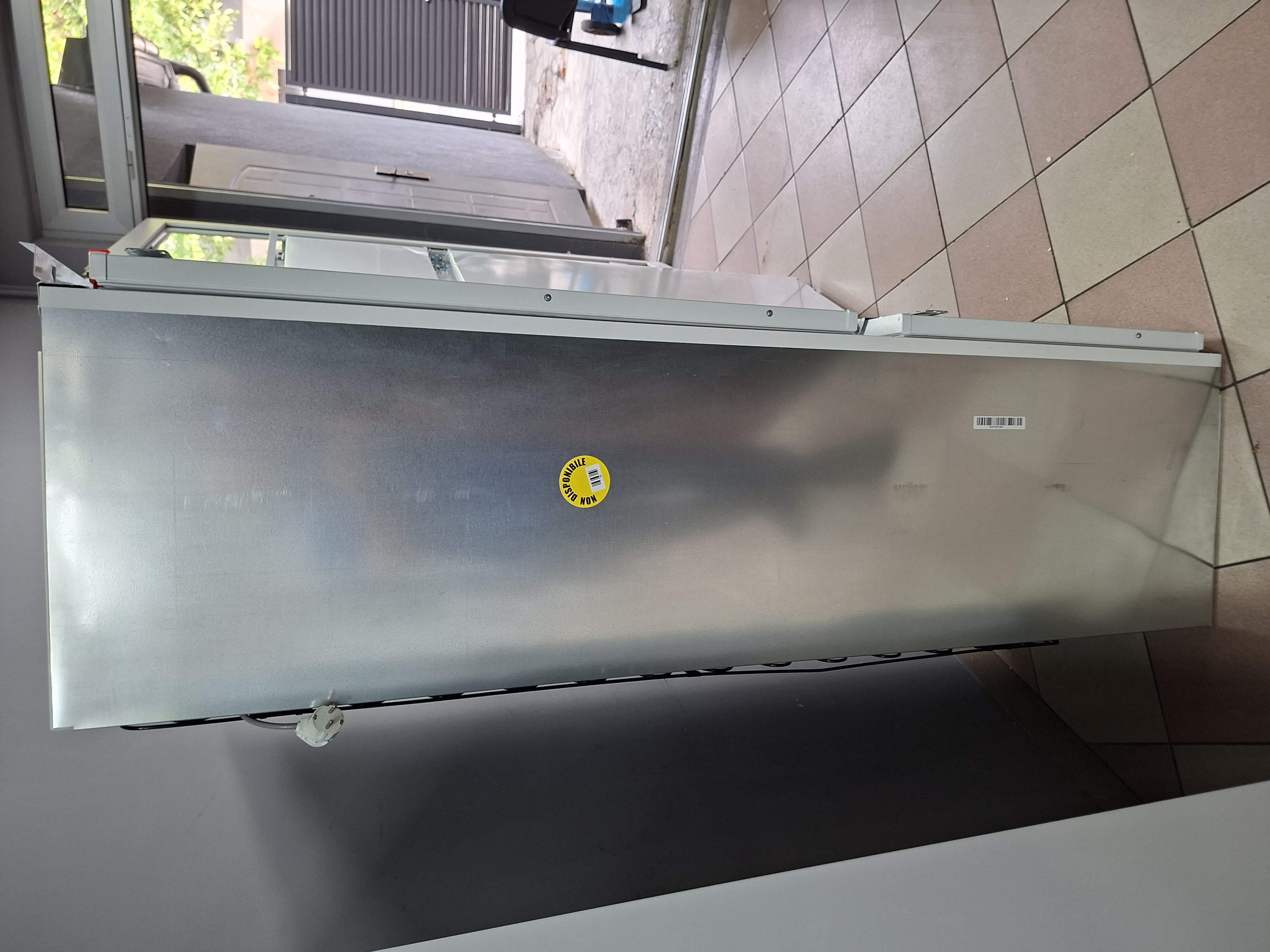 Ugradni Frižider Electrolux LNG7M118R8  , 177 cm.