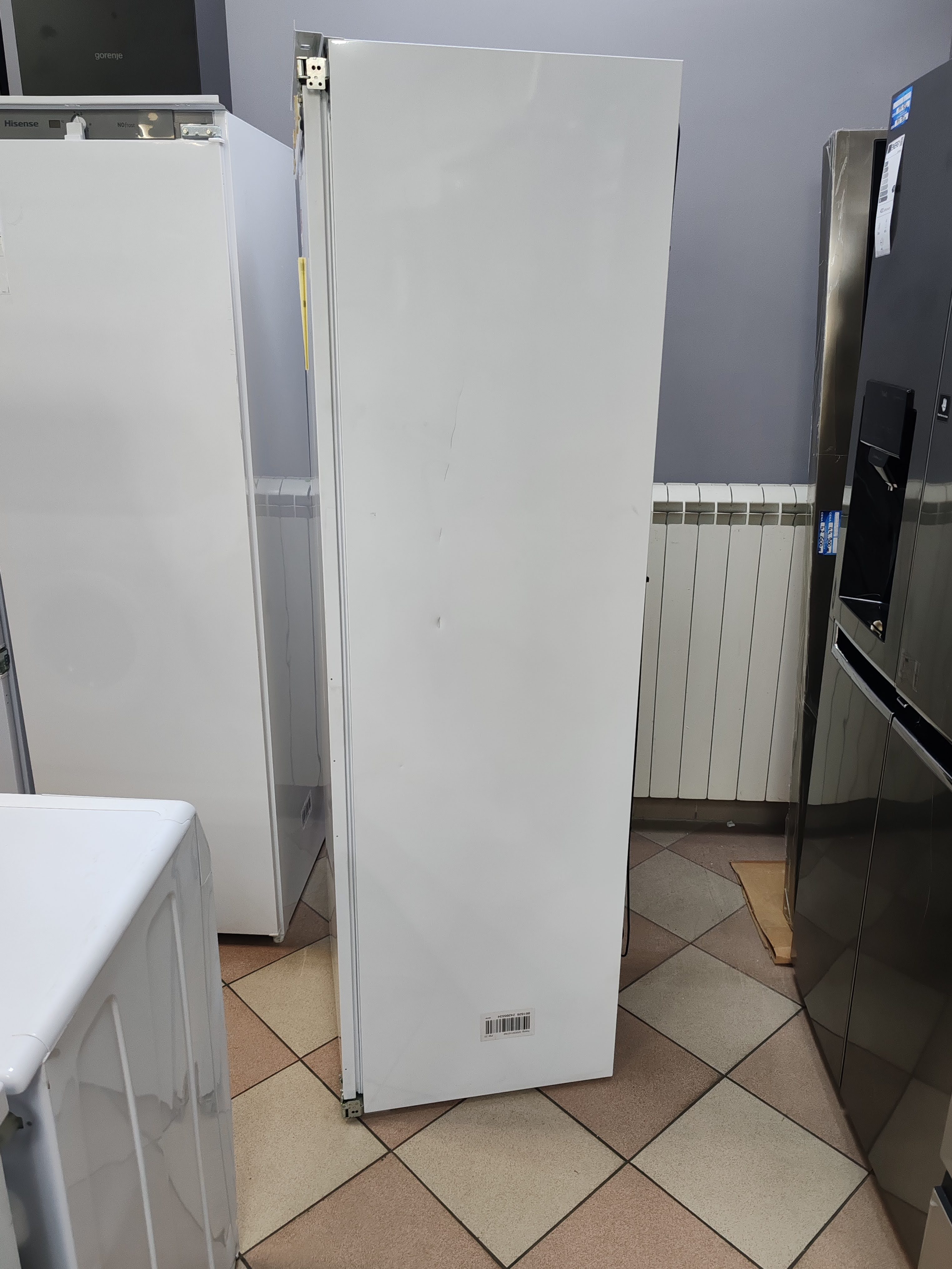 Ugradni Frižider Hisense RIL391D4BWE , 177 cm