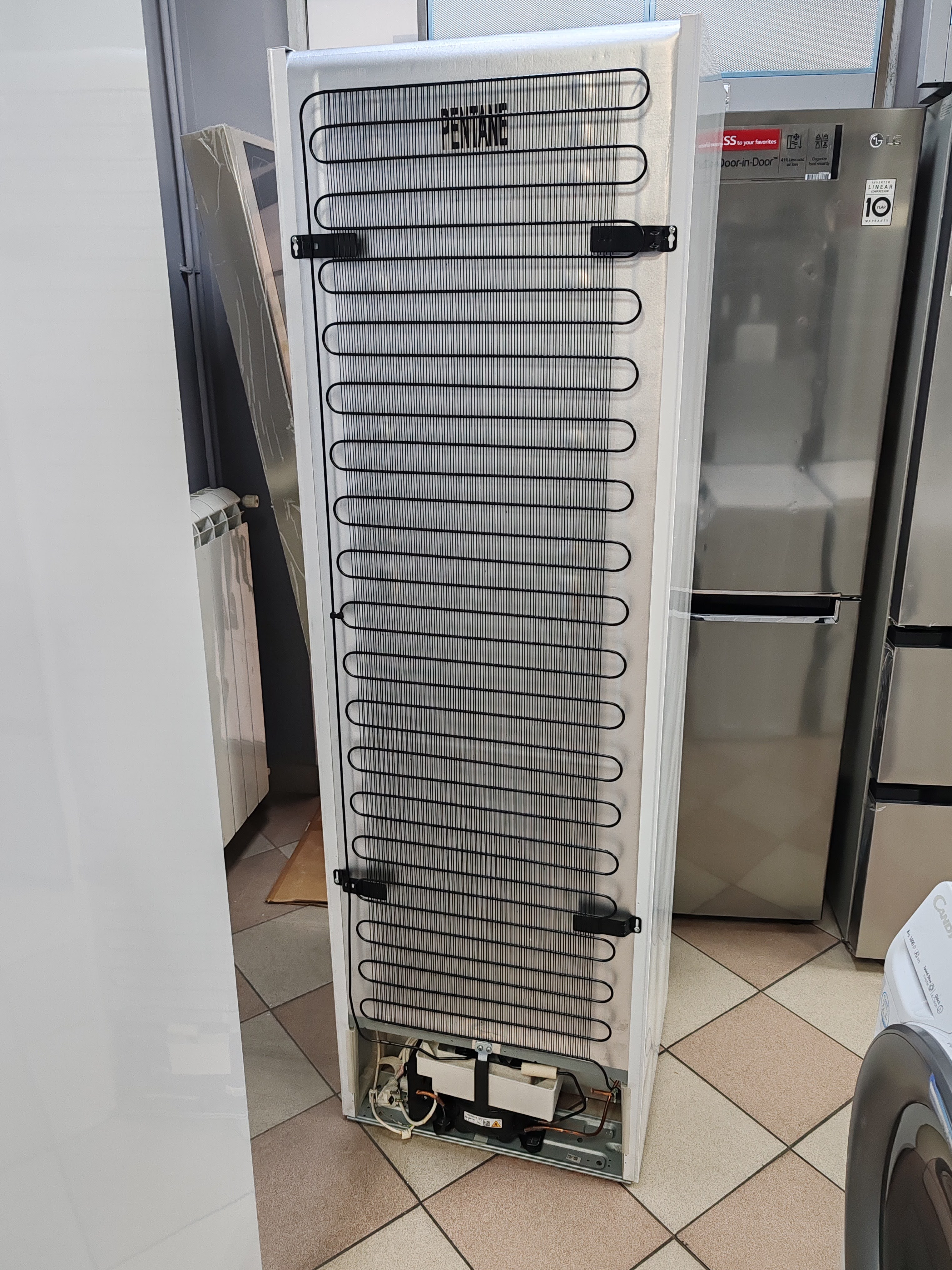 Ugradni Frižider Hisense RIL391D4BWE , 177 cm