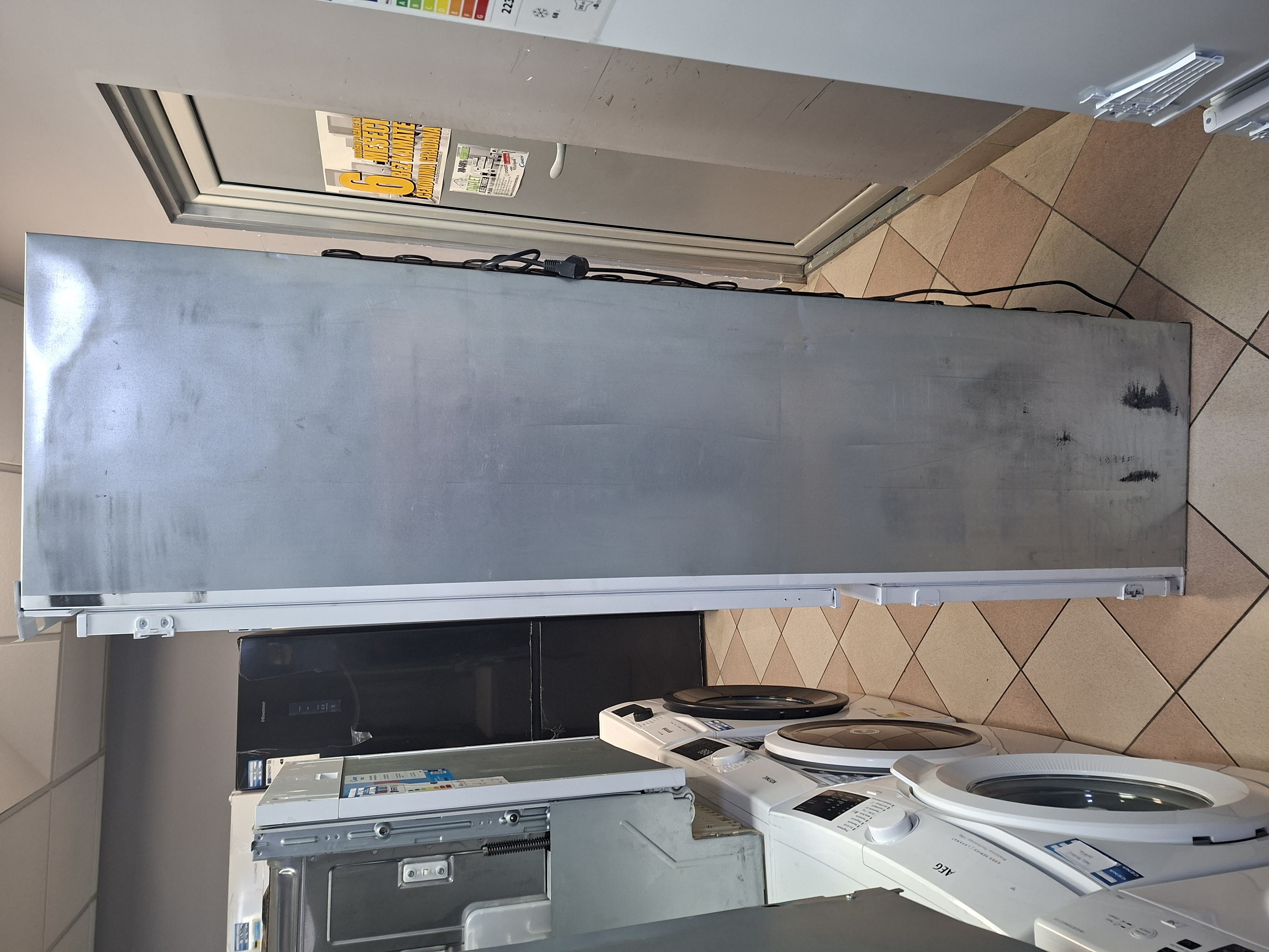 Ugradni Frižider Hoover HOBT7719EW , 193.5 x 69 cm