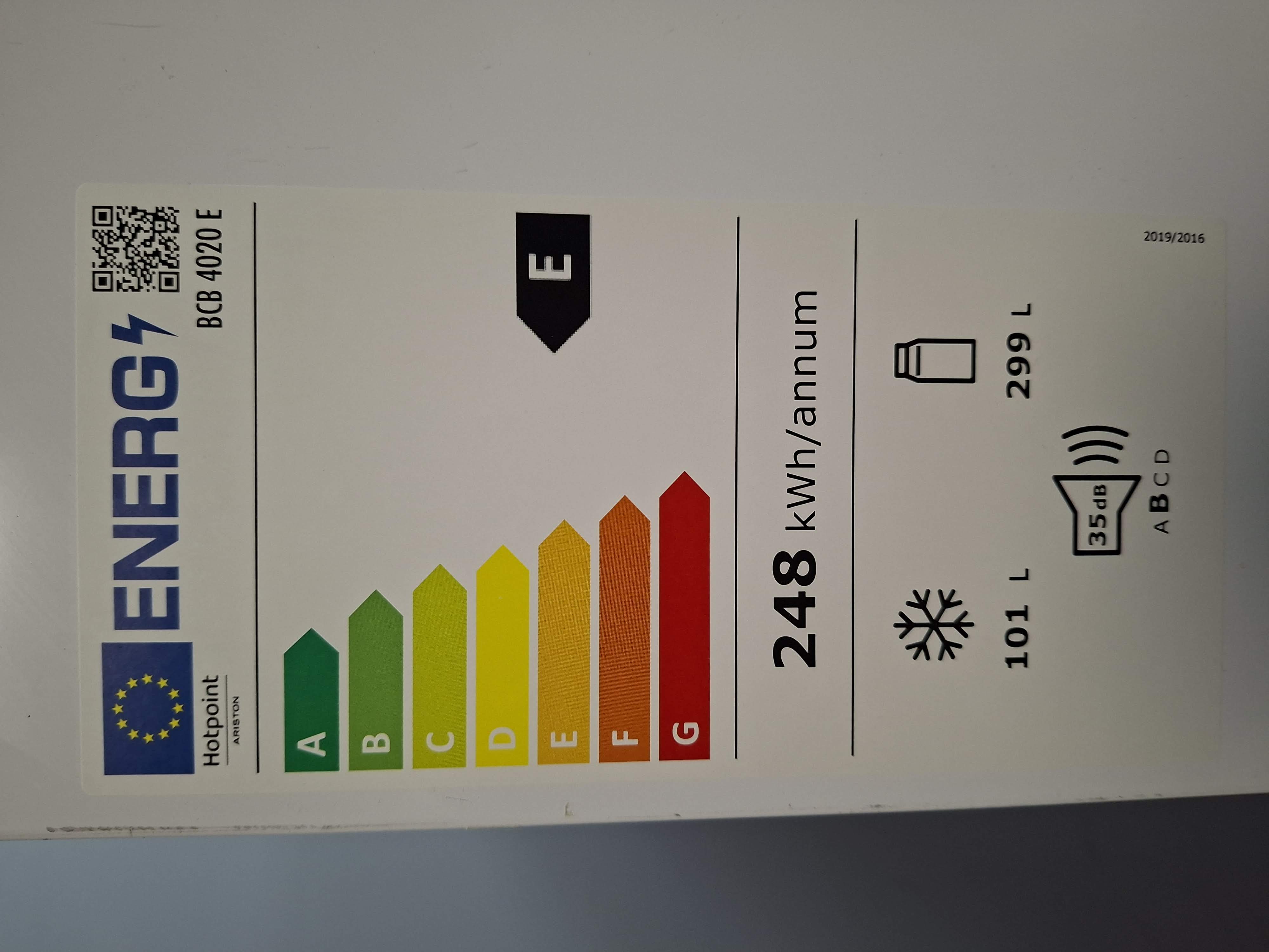 Ugradni Frižider Hotpoint Ariston BCB 4020 E , 69cm.