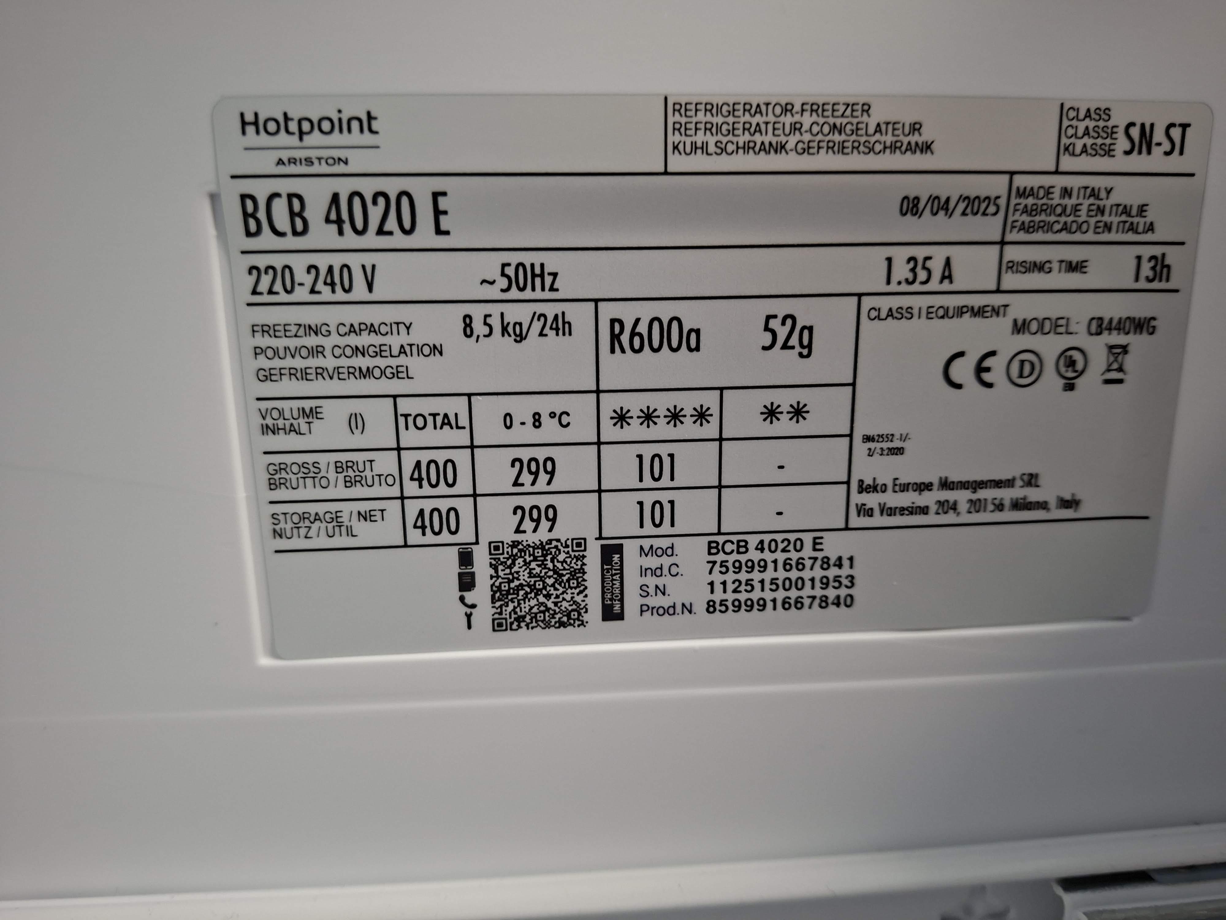 Ugradni Frižider Hotpoint Ariston BCB 4020 E , 69cm.