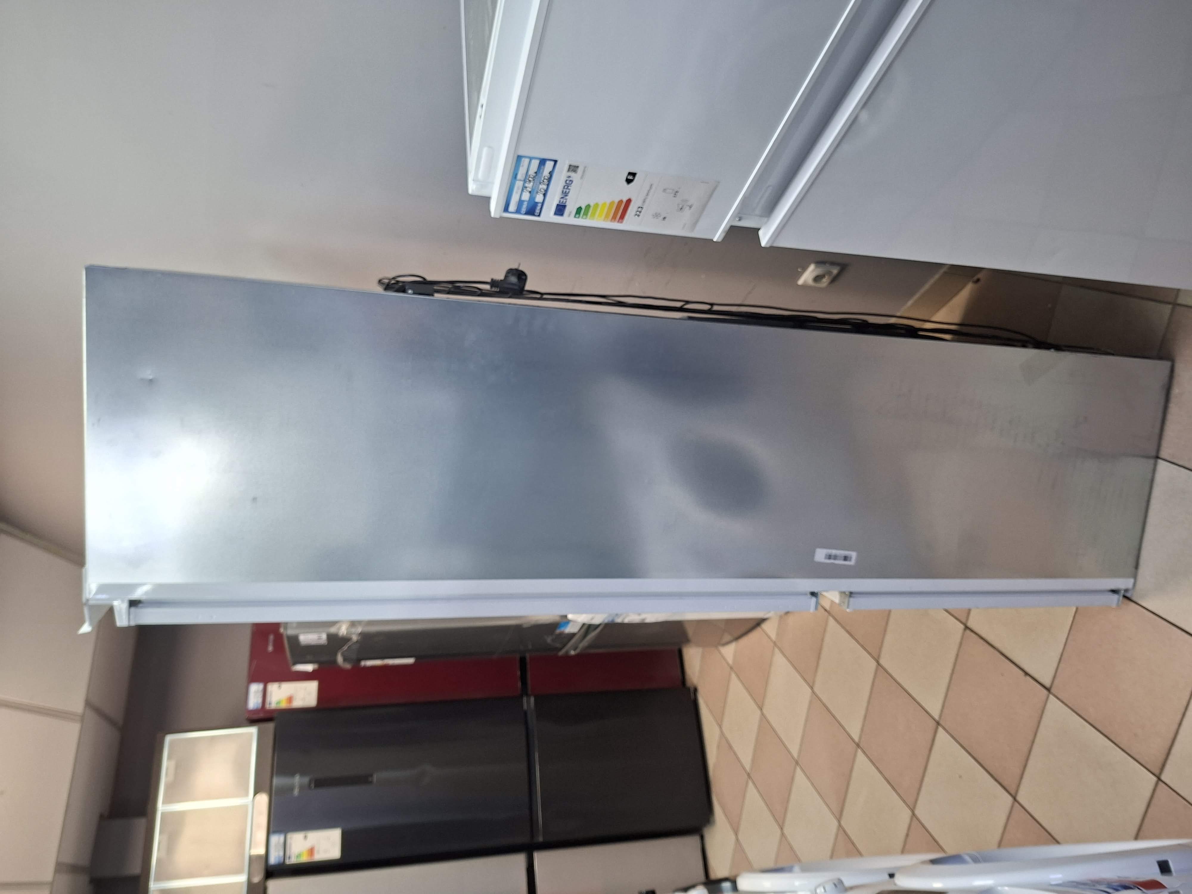 Ugradni Frižider Hotpoint Ariston BCB 4020 E , 69cm.