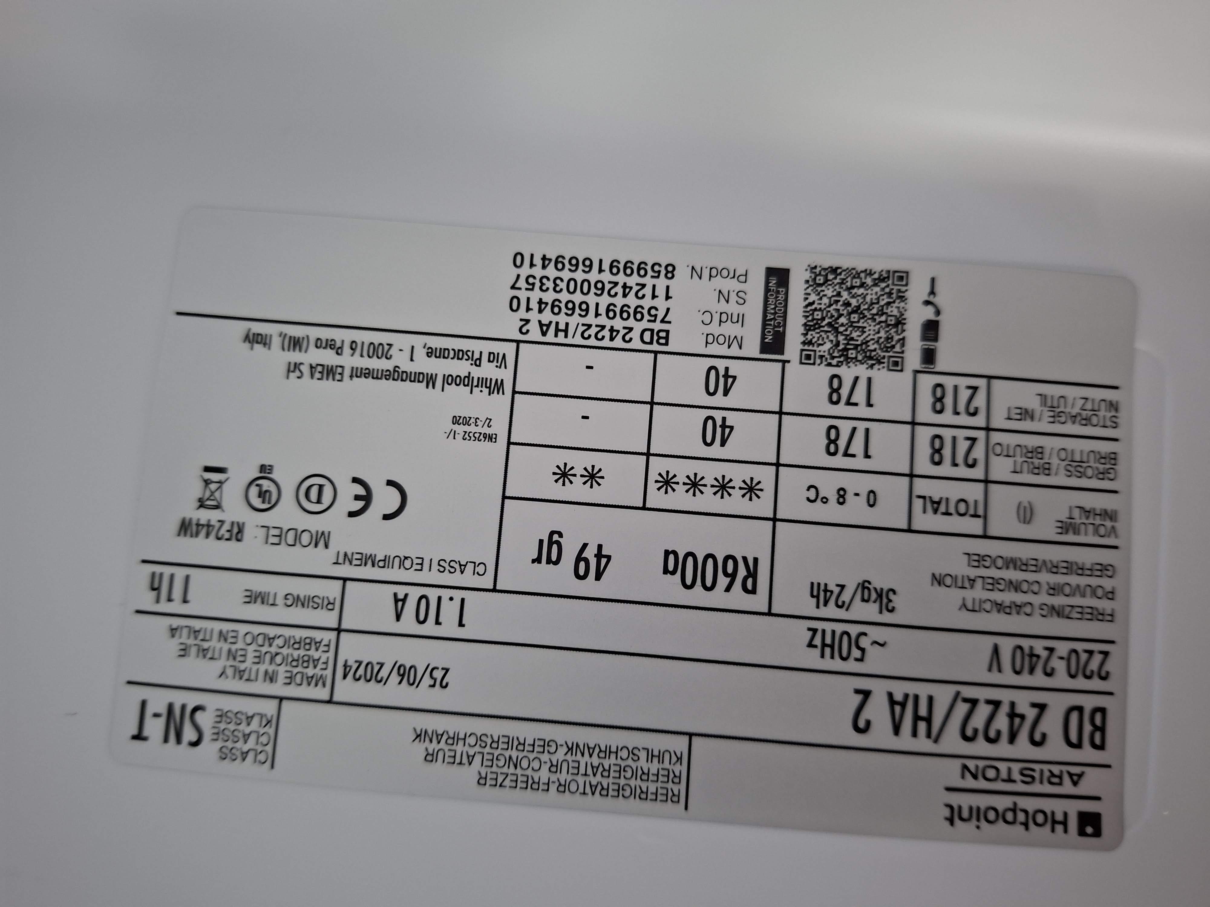 Ugradni Frižider Hotpoint Ariston BD 2422/HA, 144cm