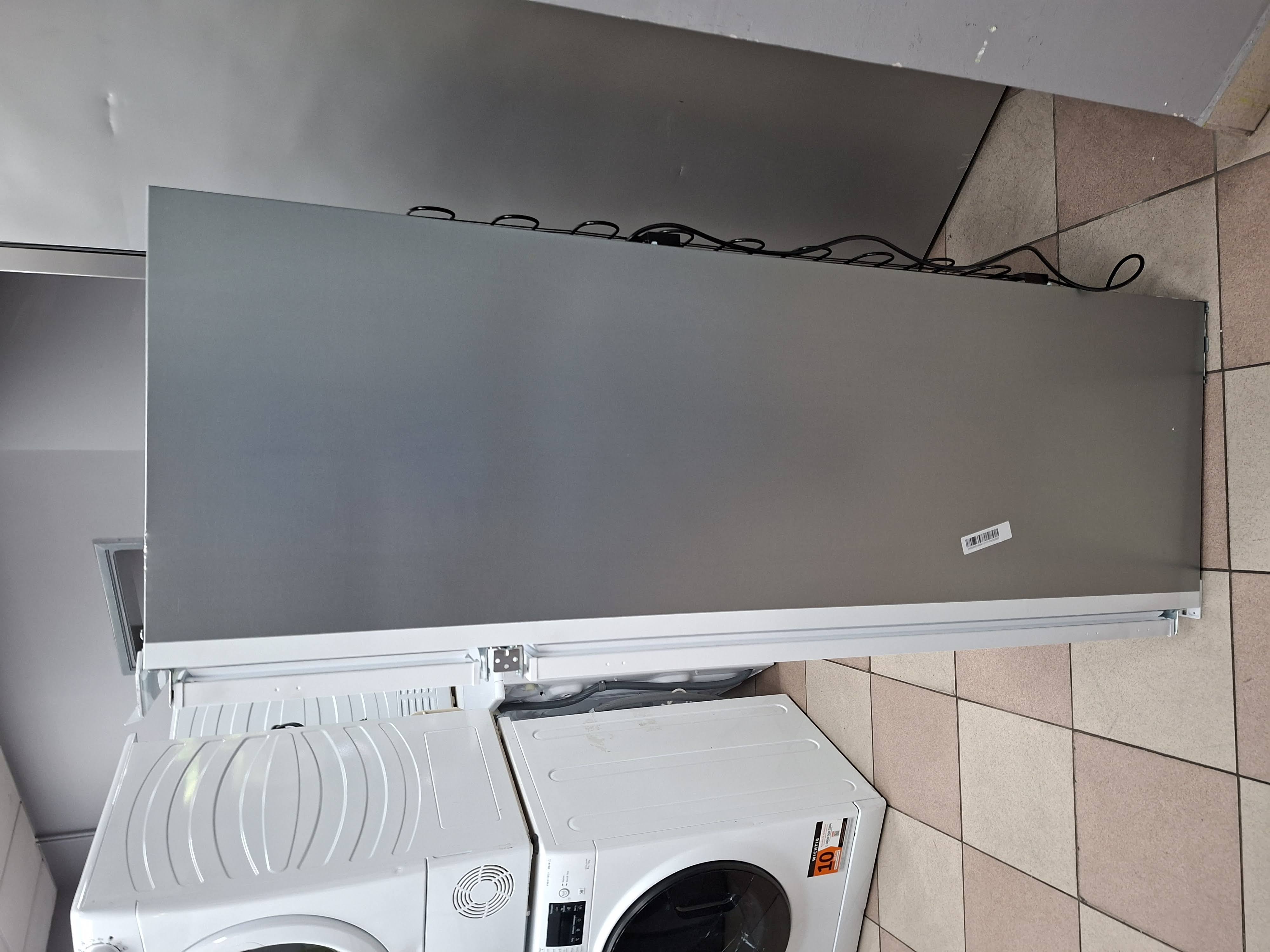 Ugradni Frižider Hotpoint Ariston BD 2422/HA, 144cm