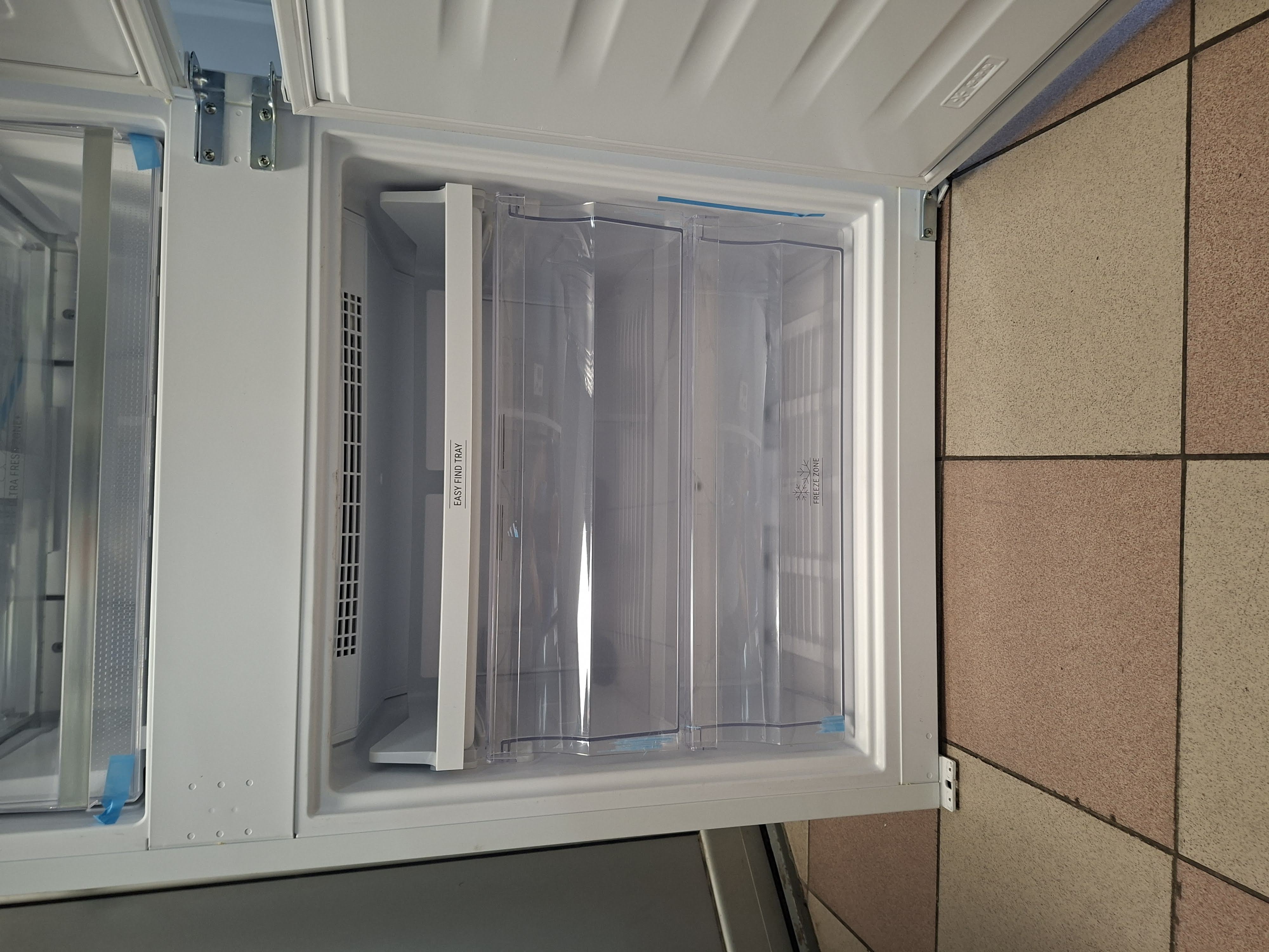 Ugradni frižider Hotpoint Ariston HA SP70 T132 , 194x69 cm.