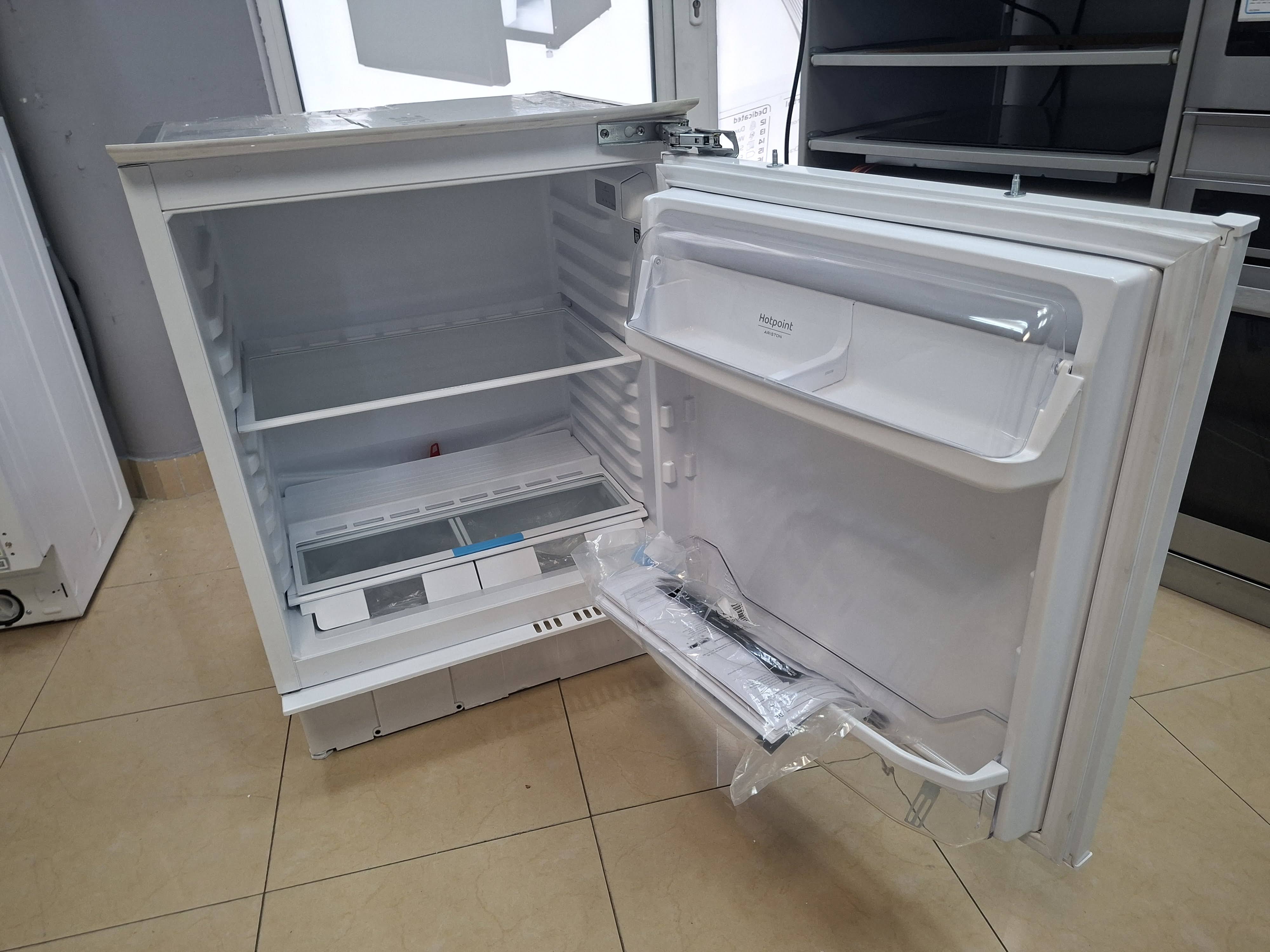 Ugradni Frižider Hotpoint Ariston HABUL011, 82cm