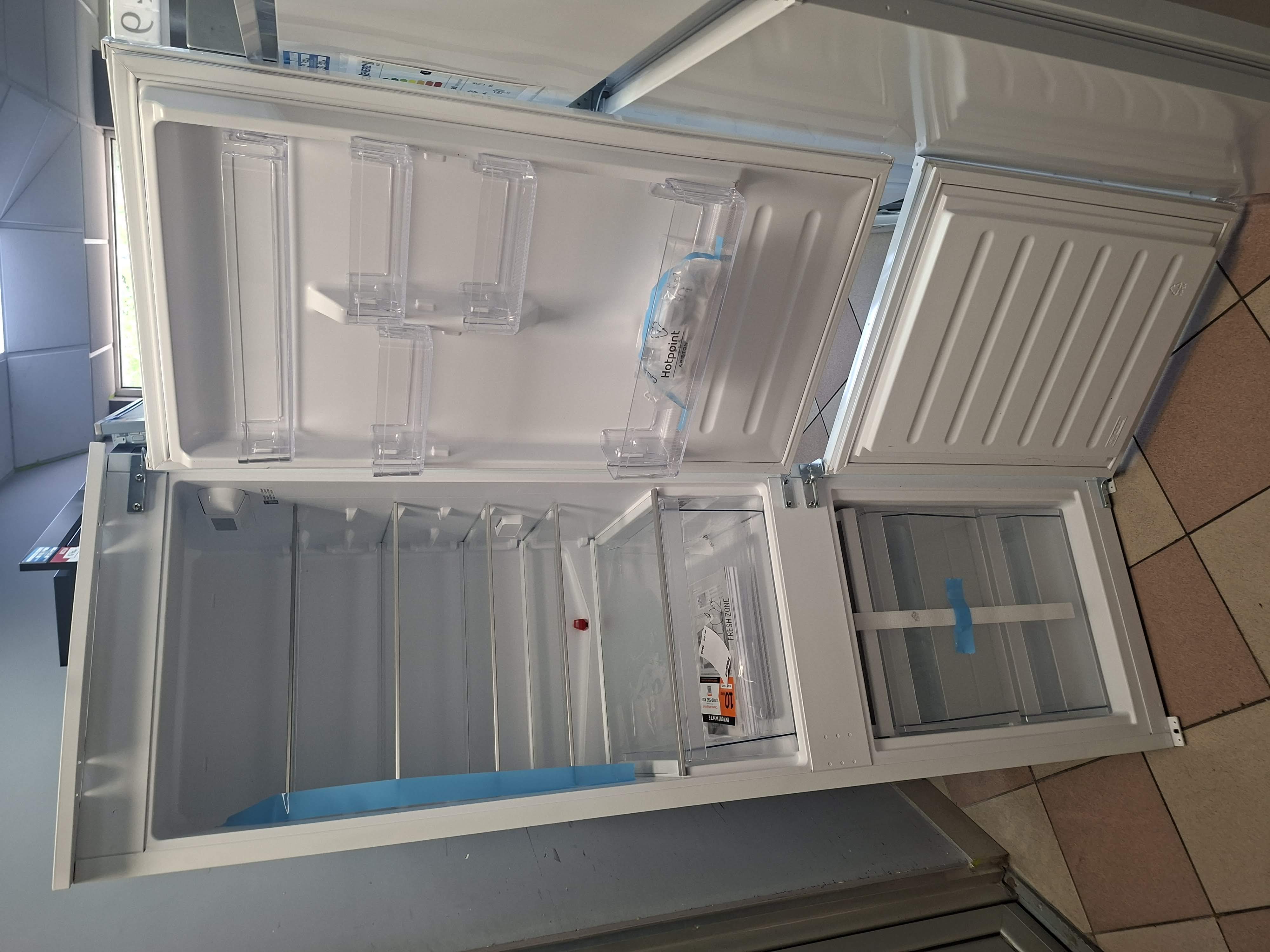 Ugradni Frižider Hotpoint Ariston HAC18D041A1 , 177 cm.